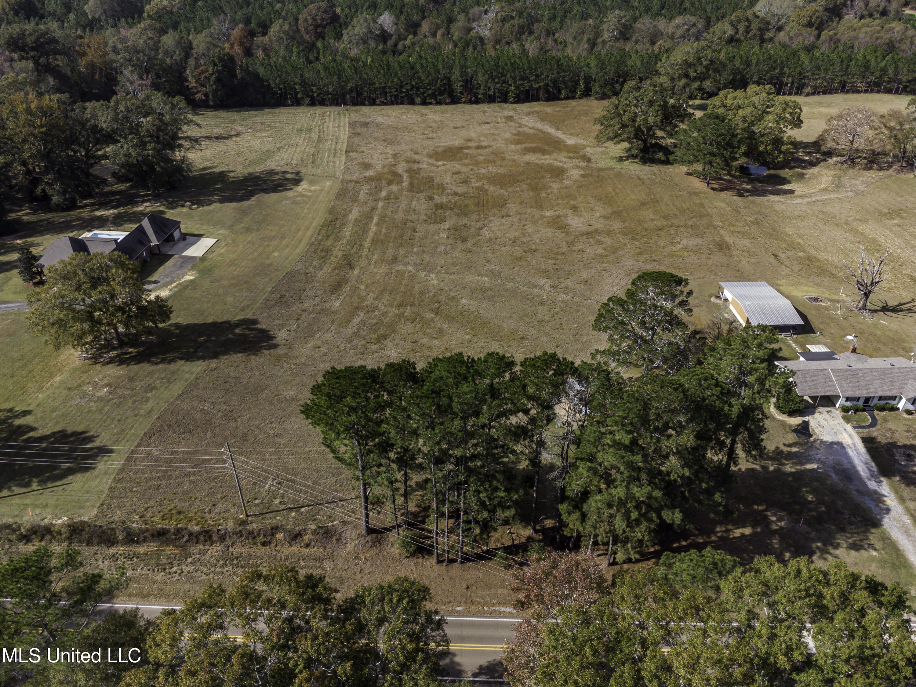 Hwy 13 Property Photo 30