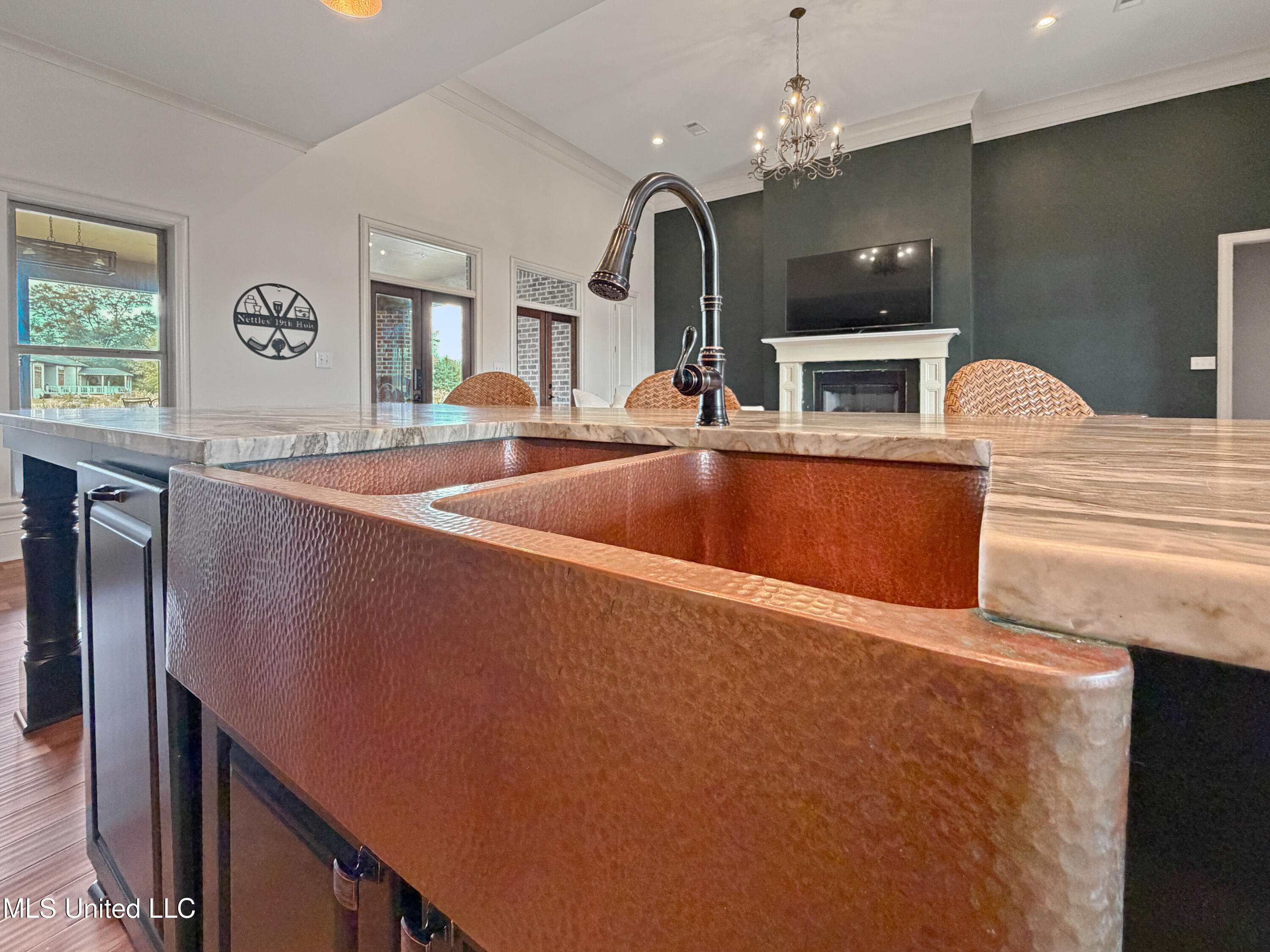 1030 Greenbrier Lane Property Photo 11
