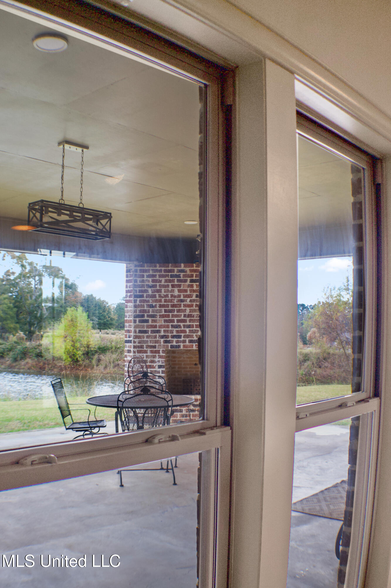 1030 Greenbrier Lane Property Photo 13