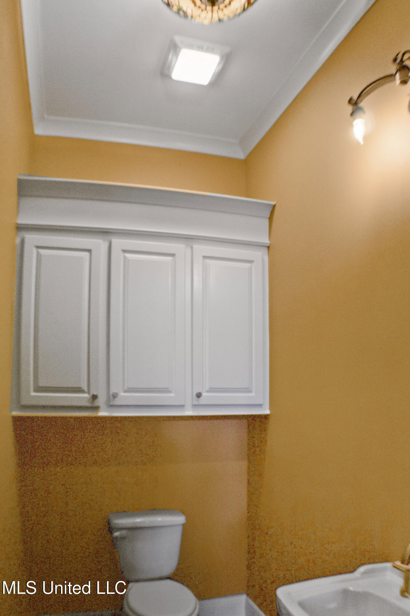 1030 Greenbrier Lane Property Photo 14