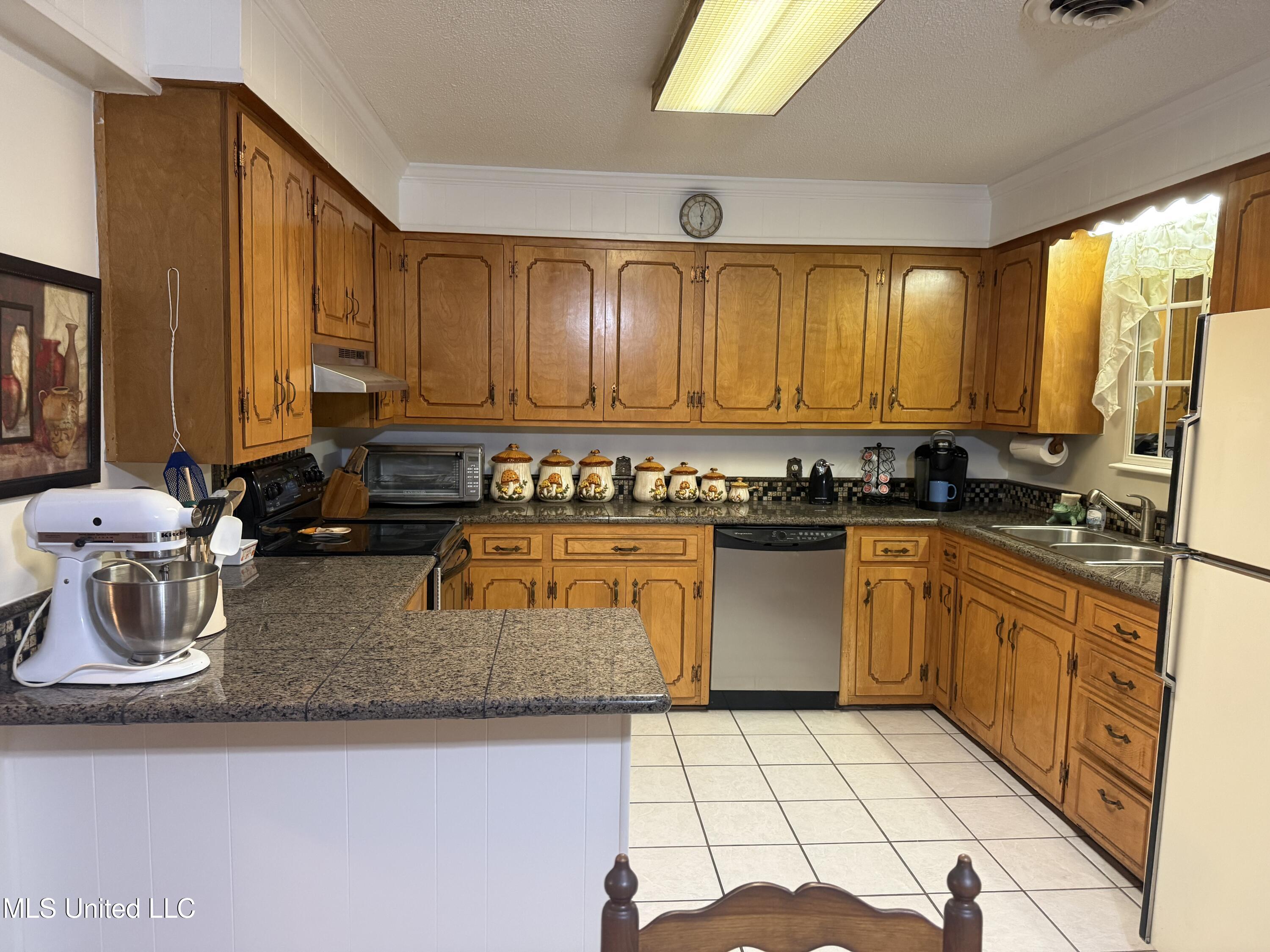 501 N Highway 9 Property Photo 11
