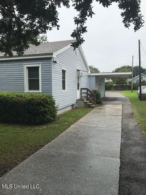 1904 22nd Avenue Property Photo 14