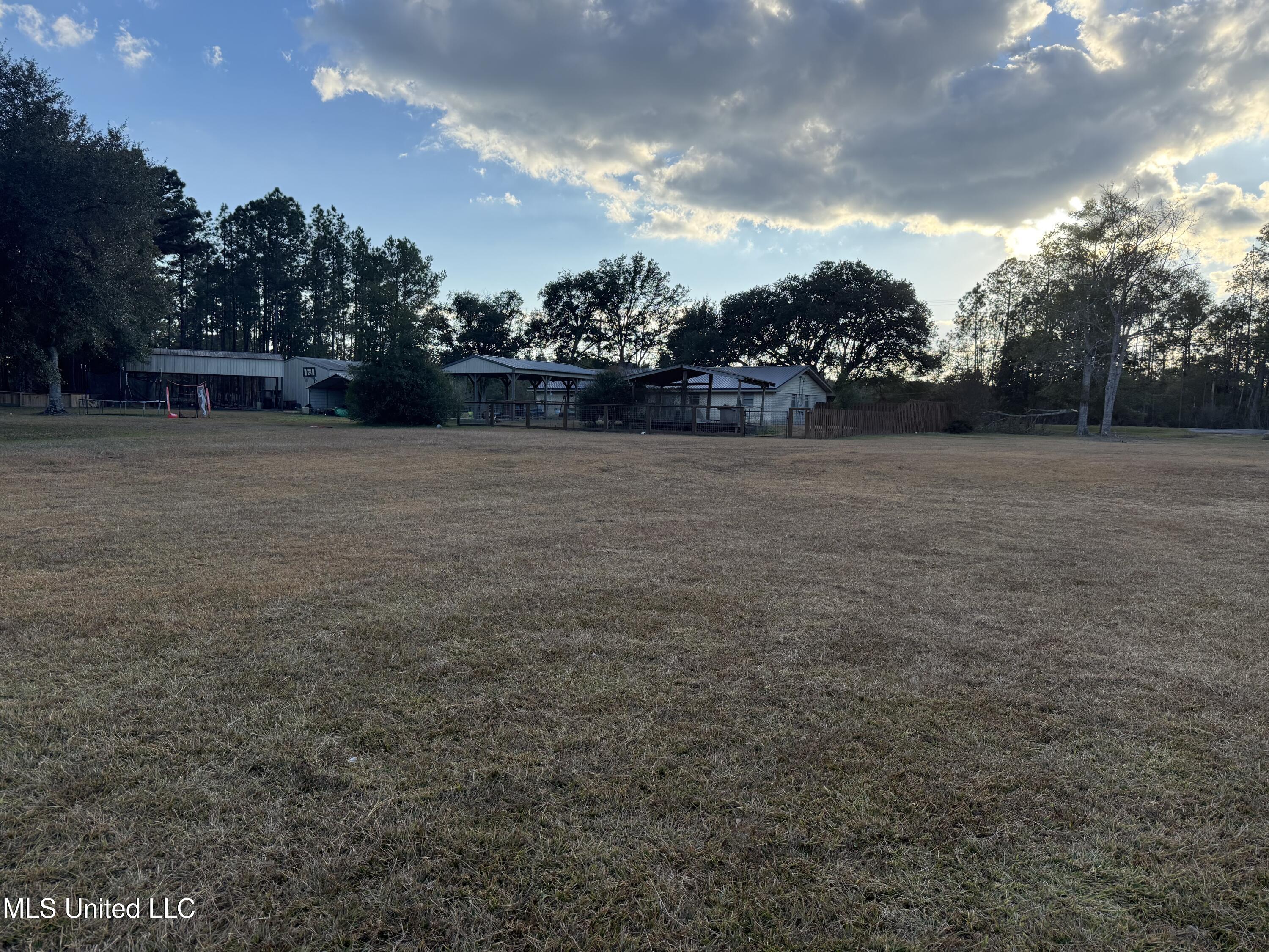 21480 Highway 603 Property Photo 9
