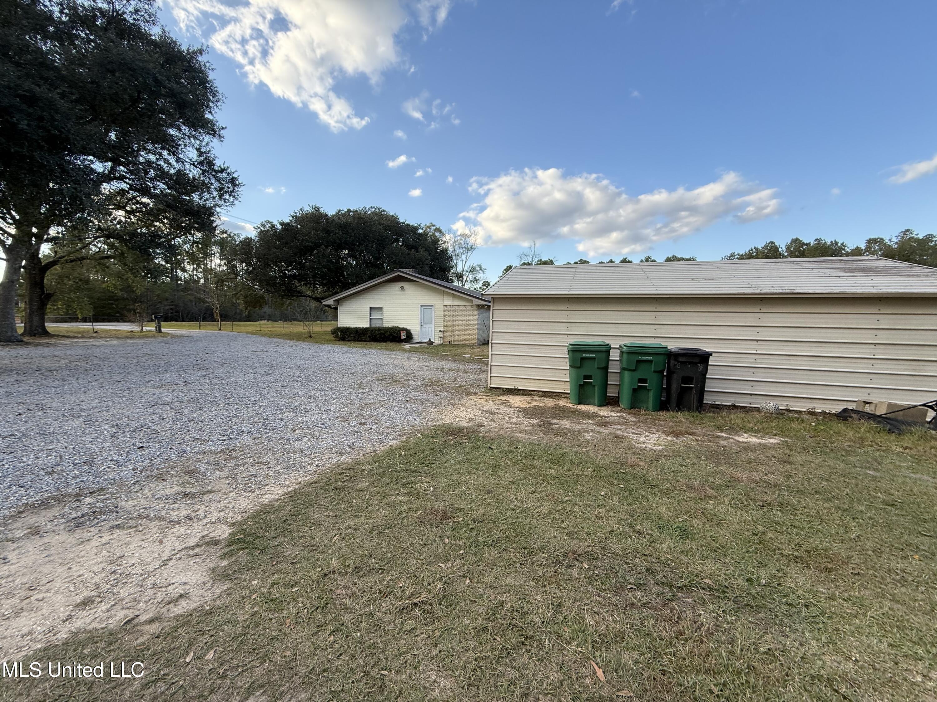 21480 Highway 603 Property Photo 12