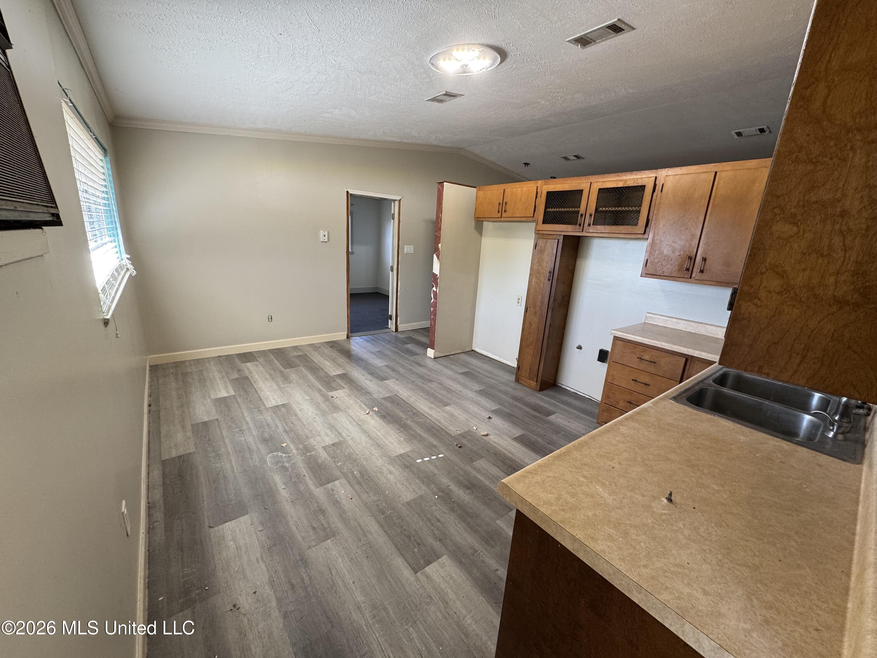 655 Ralde Circle Property Photo 6