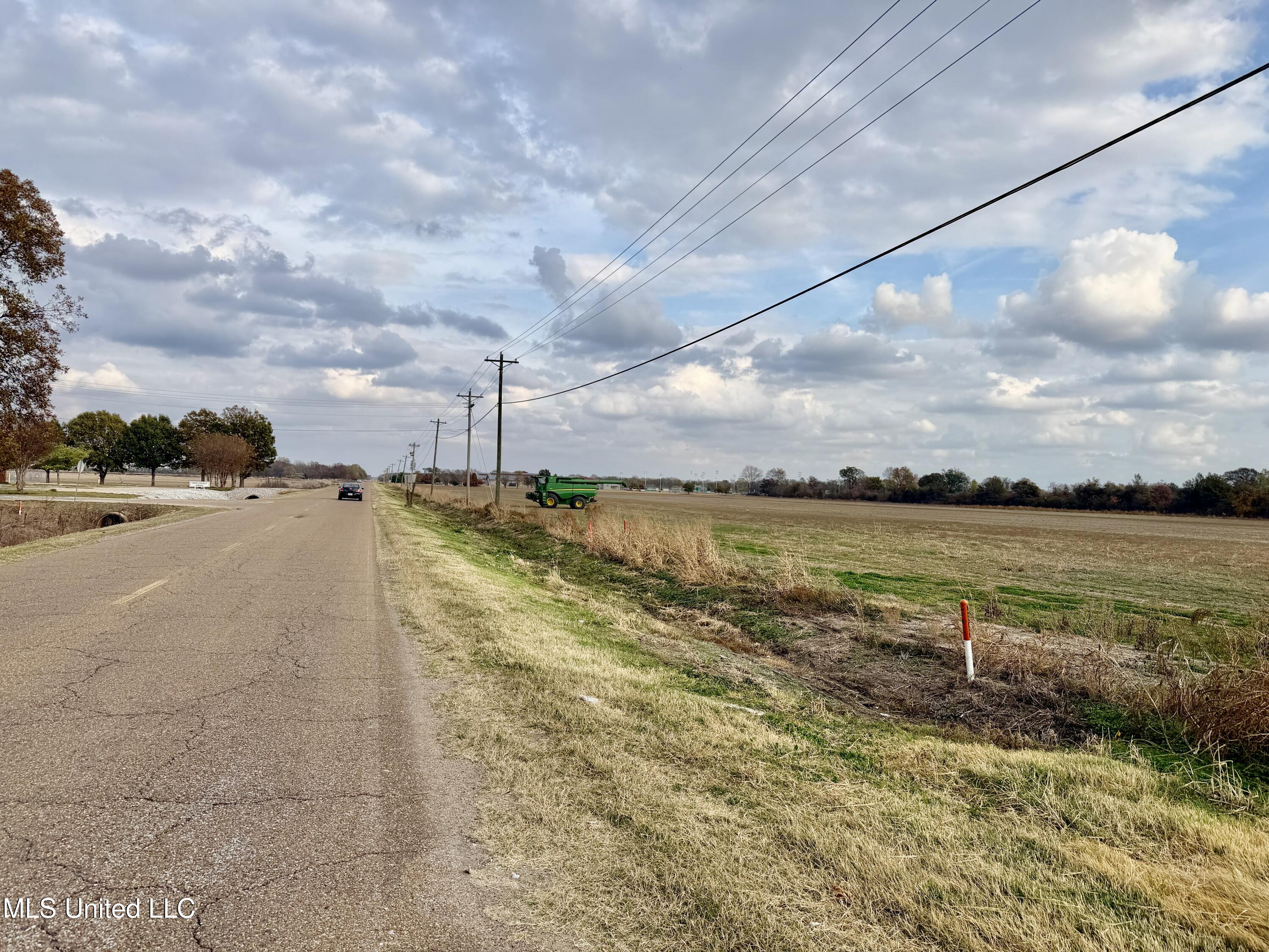 1250 Vfw Road Property Photo 4