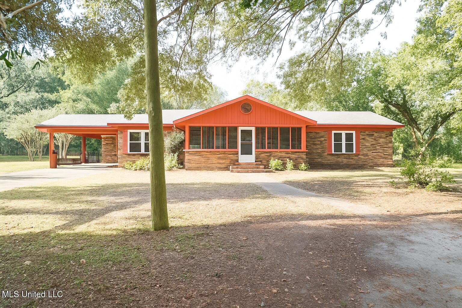 487 Silver Ridge Avenue Property Photo 26