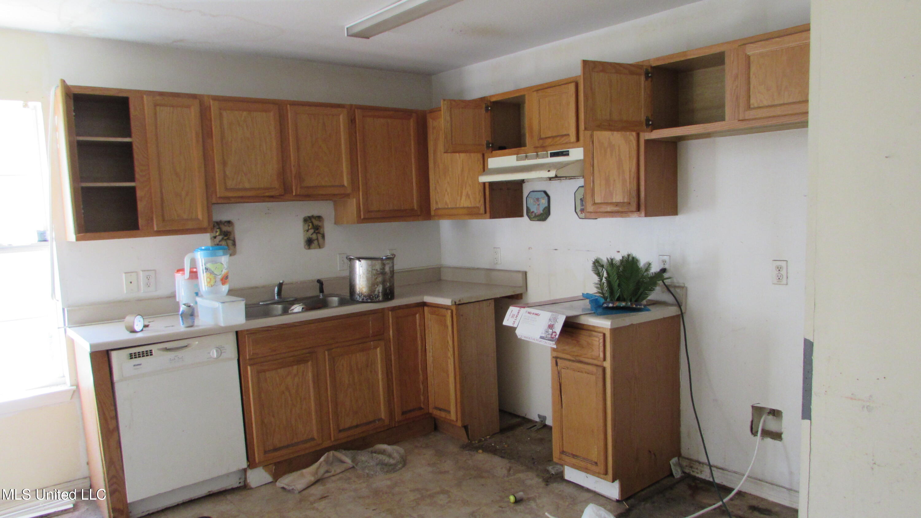 2013 32nd Avenue Property Photo 5