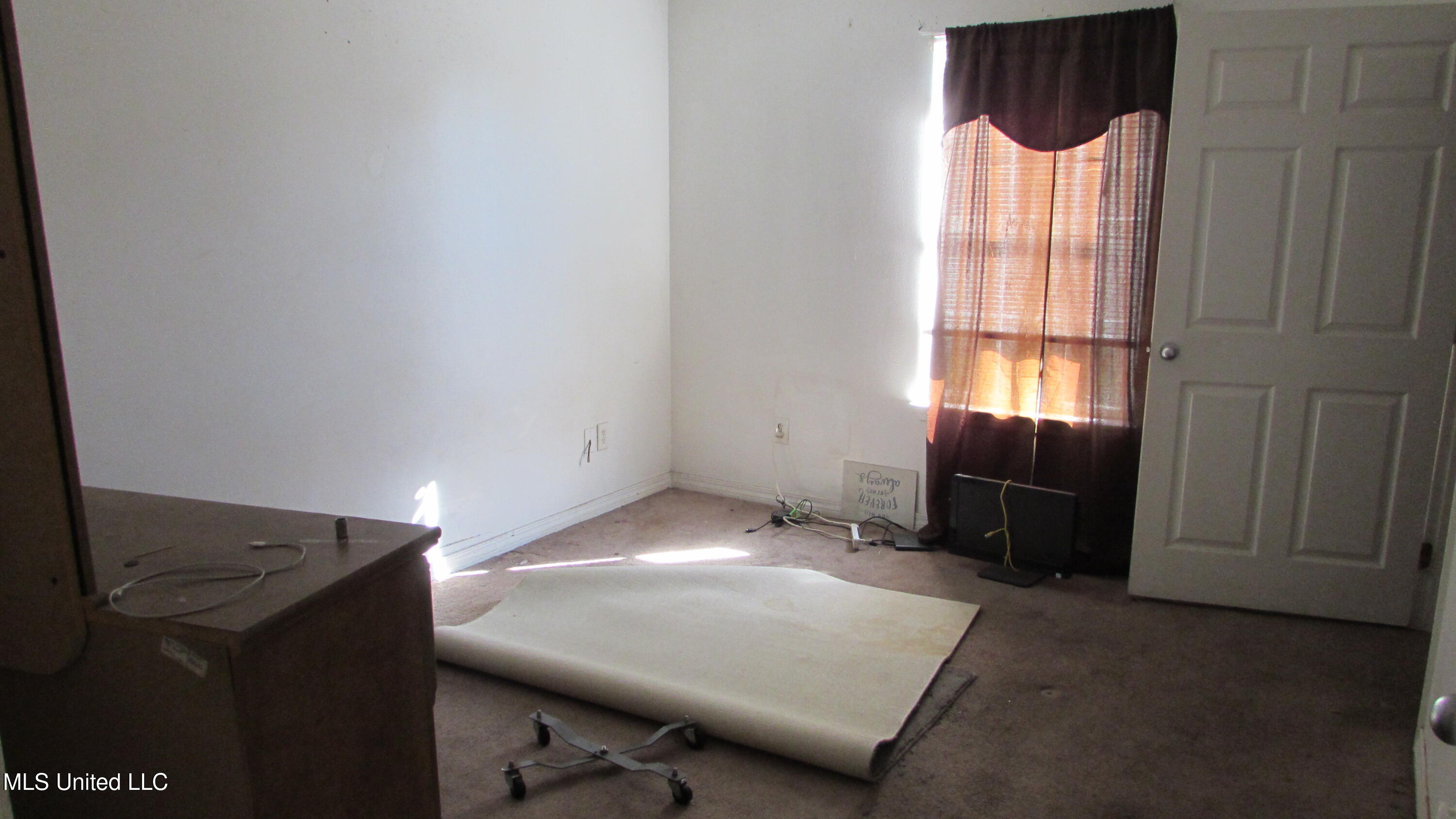 2013 32nd Avenue Property Photo 6