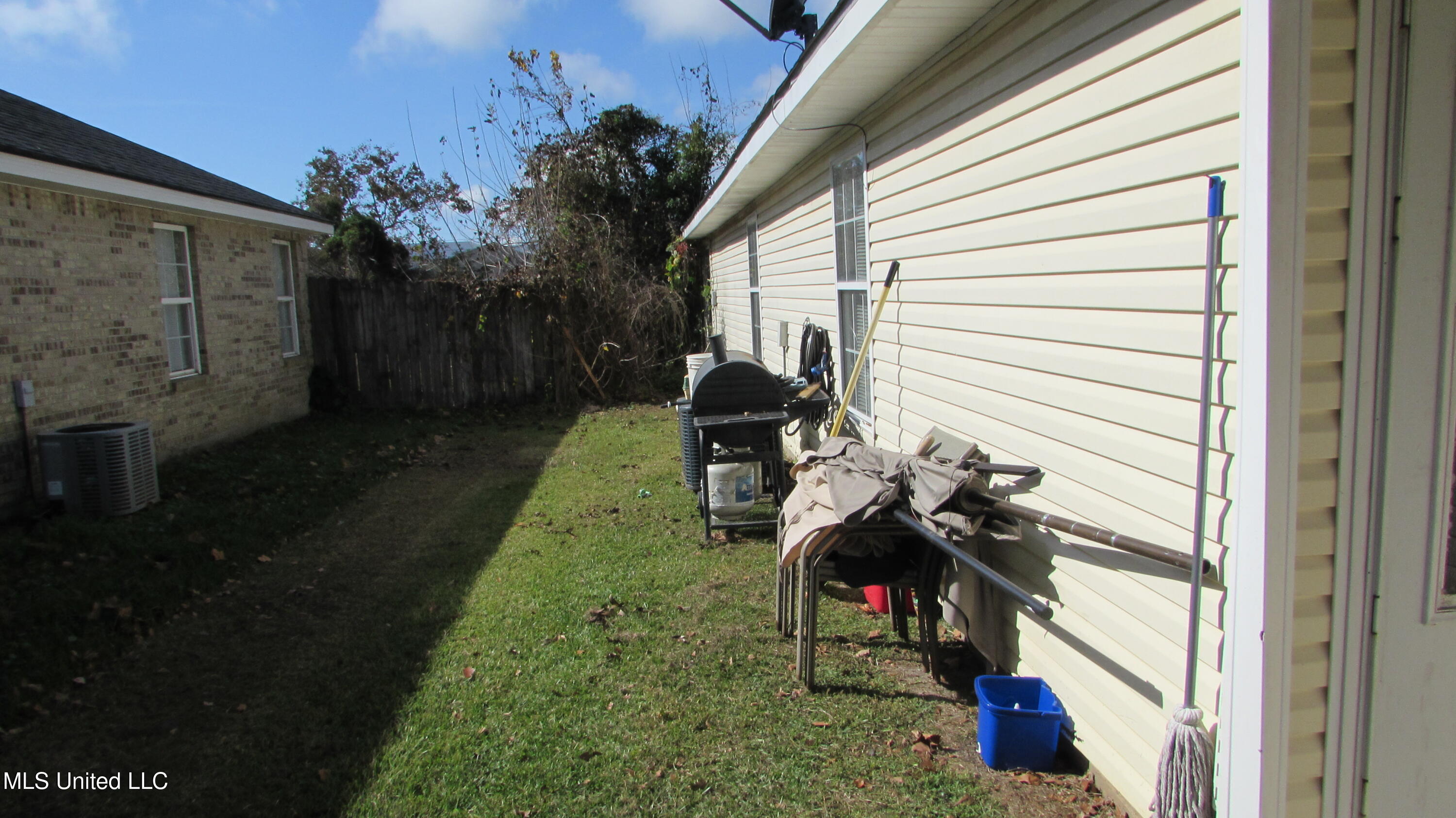 2013 32nd Avenue Property Photo 11