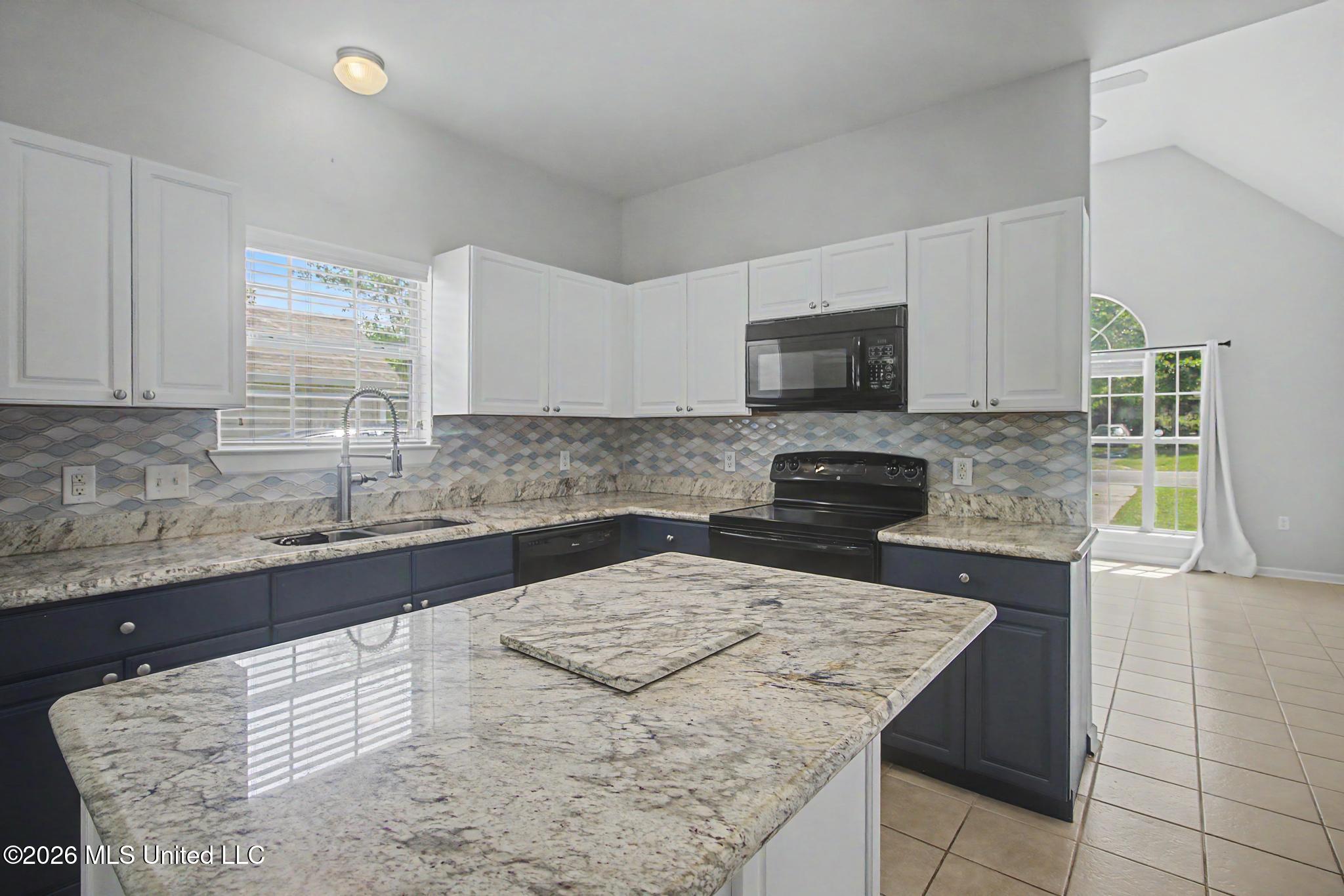 307 Espy Avenue Property Photo 6