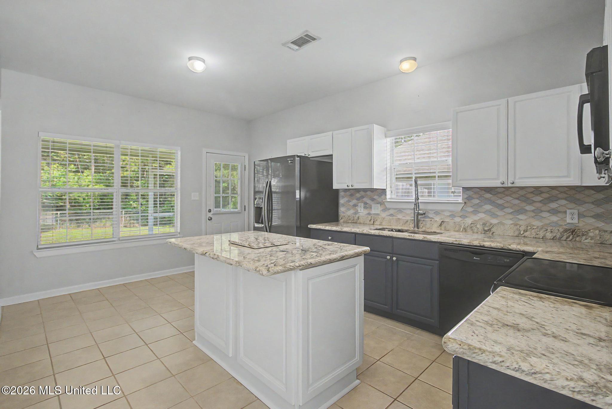 307 Espy Avenue Property Photo 7