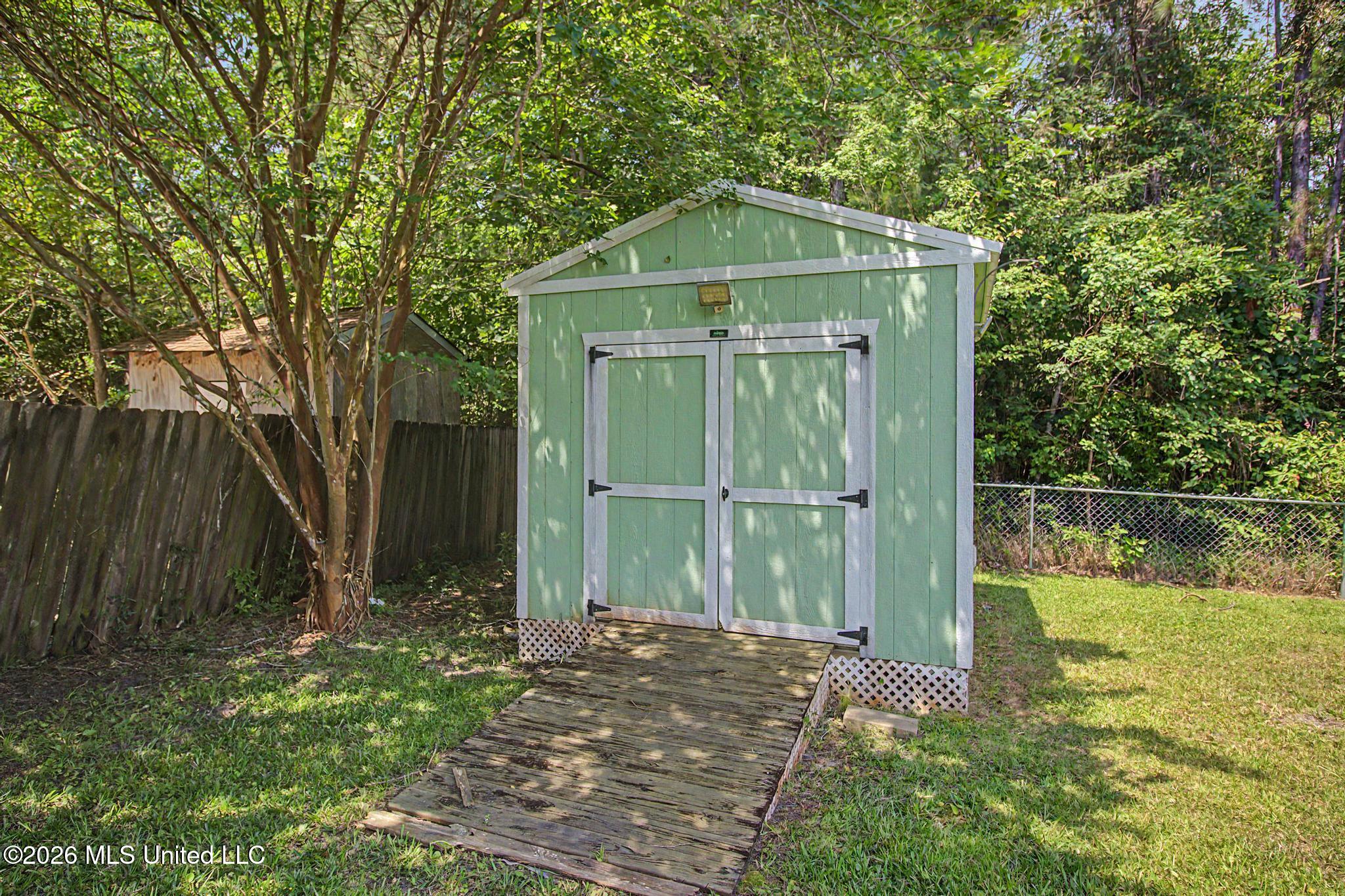 307 Espy Avenue Property Photo 21