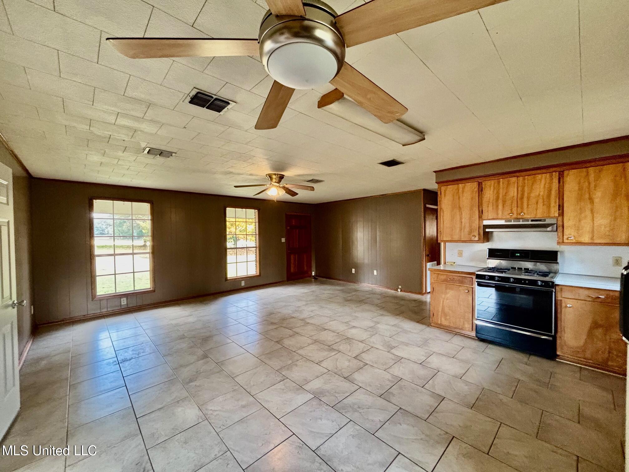 23 Topeka Jayess Road Property Photo 3