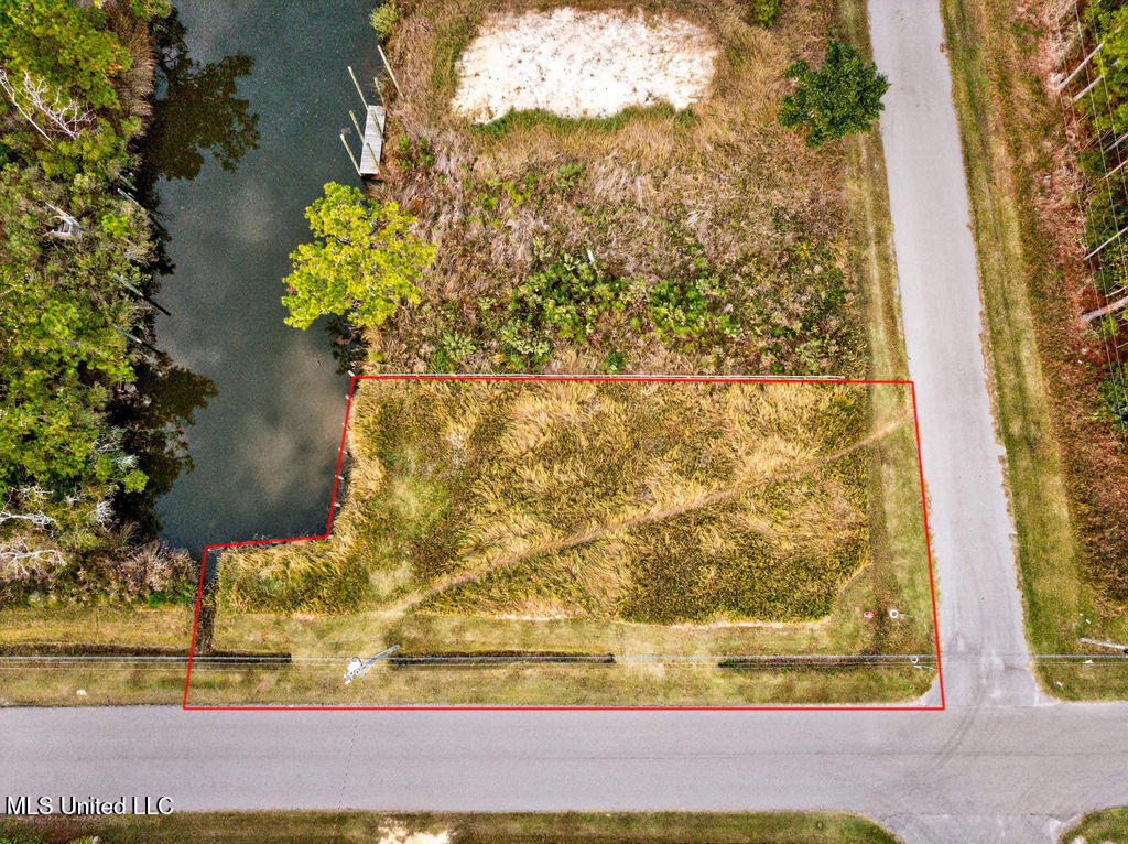 5203 Gulf Street Property Photo 1