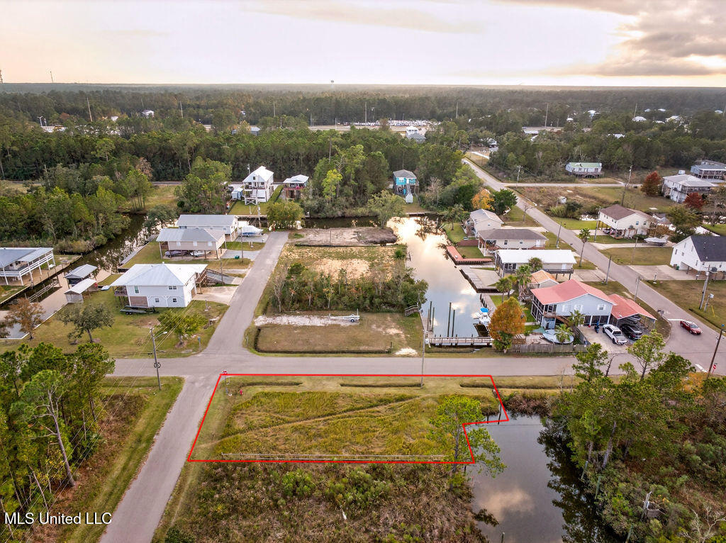 5203 Gulf Street Property Photo 3