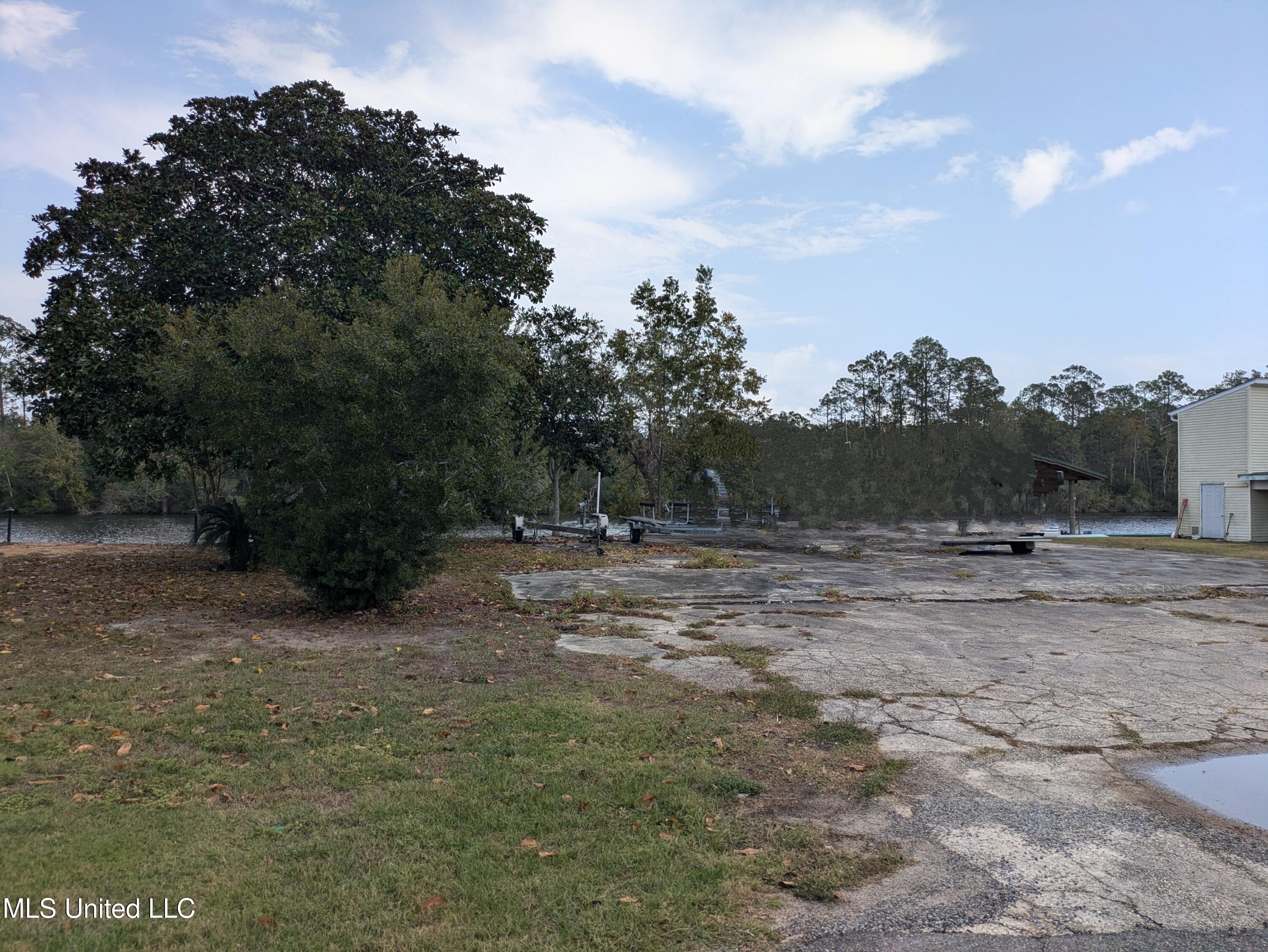 15110 Chickasaw Road Property Photo 5