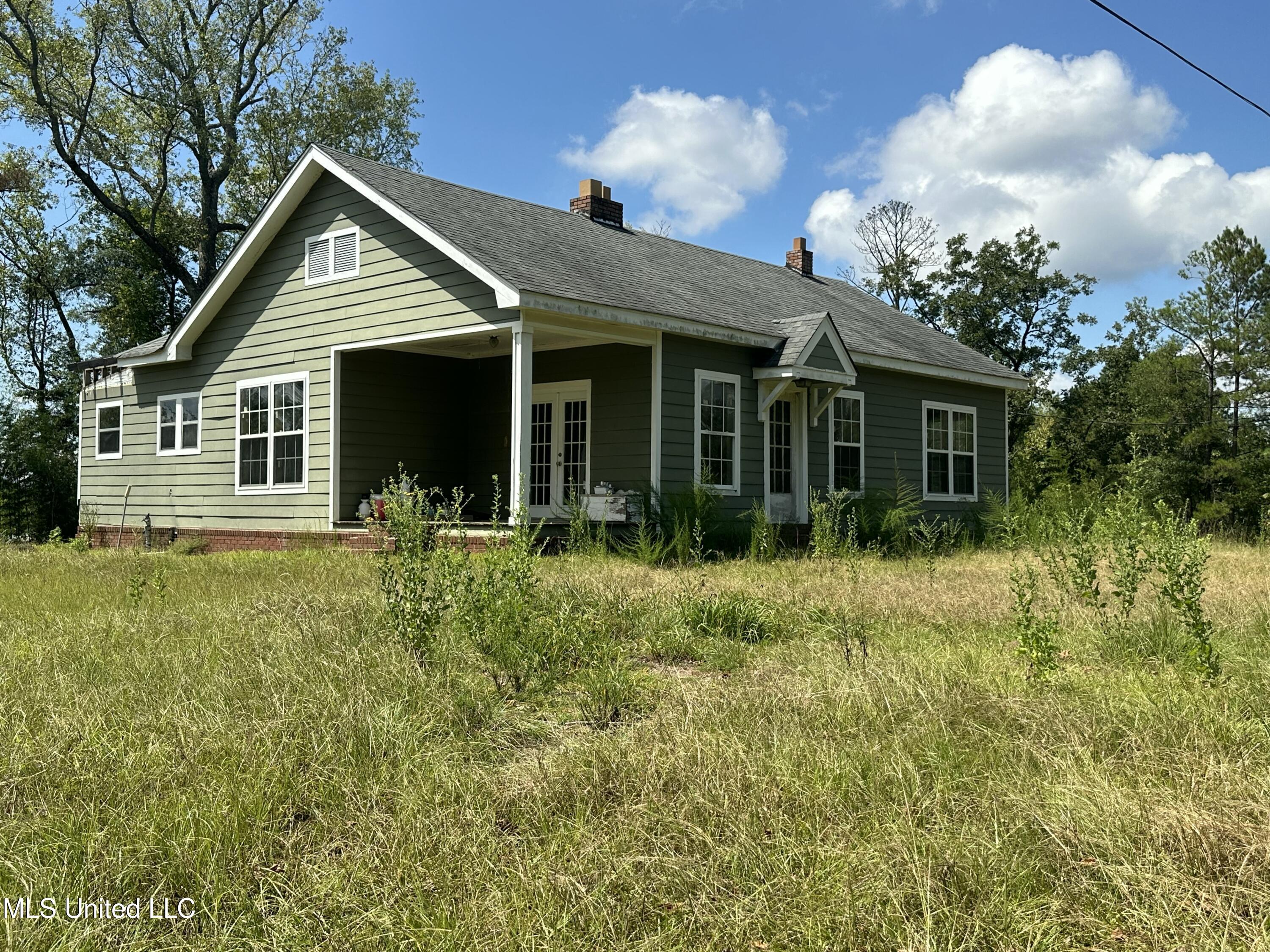 4393 County Road 470 Property Photo 3