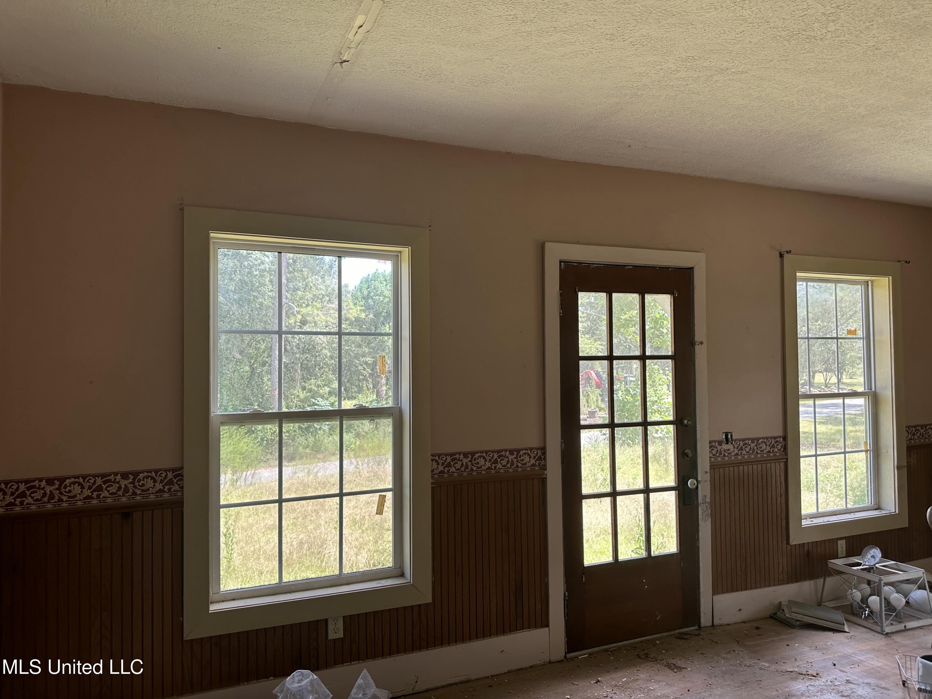 4393 County Road 470 Property Photo 17