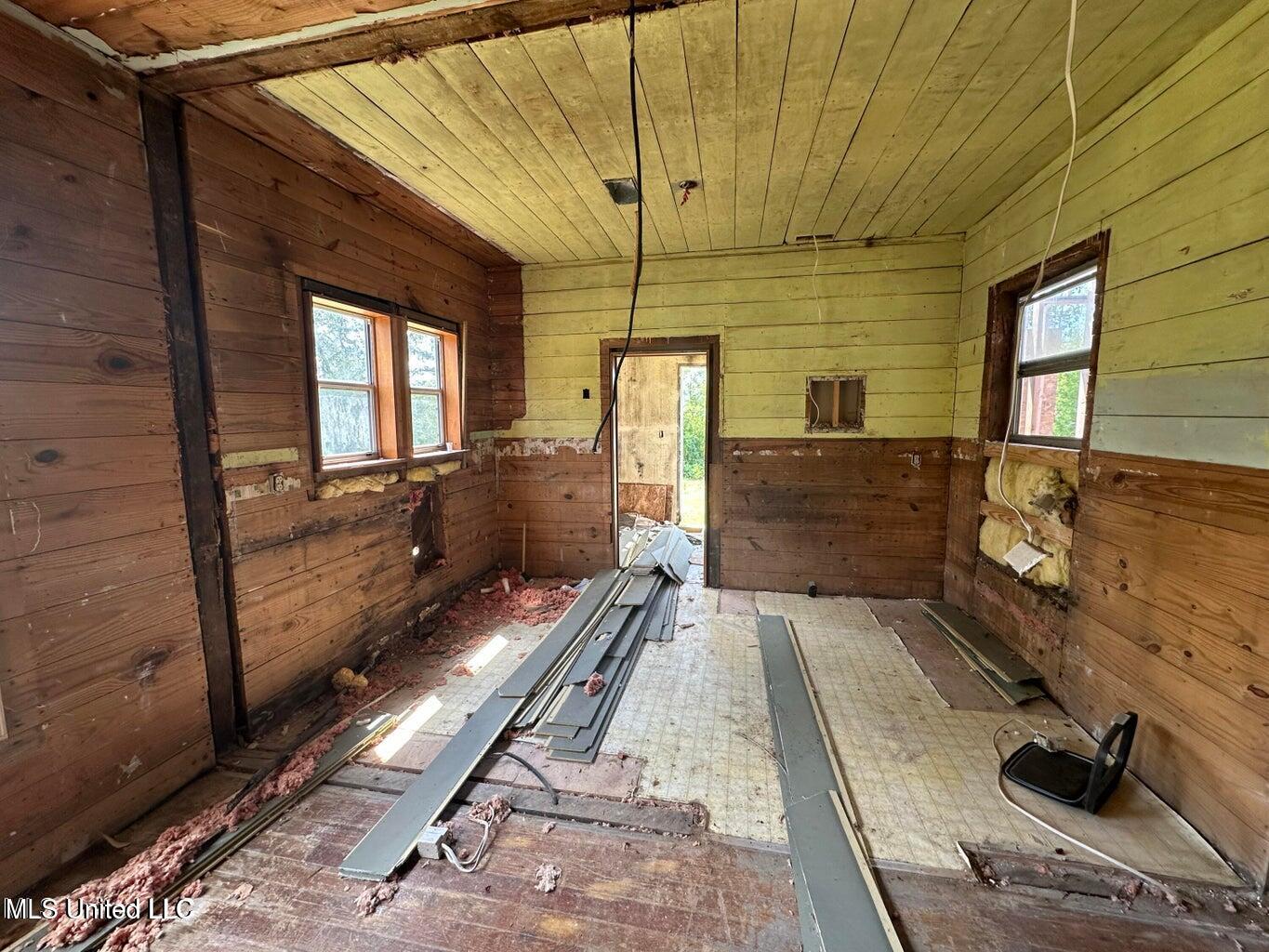 4393 County Road 470 Property Photo 21