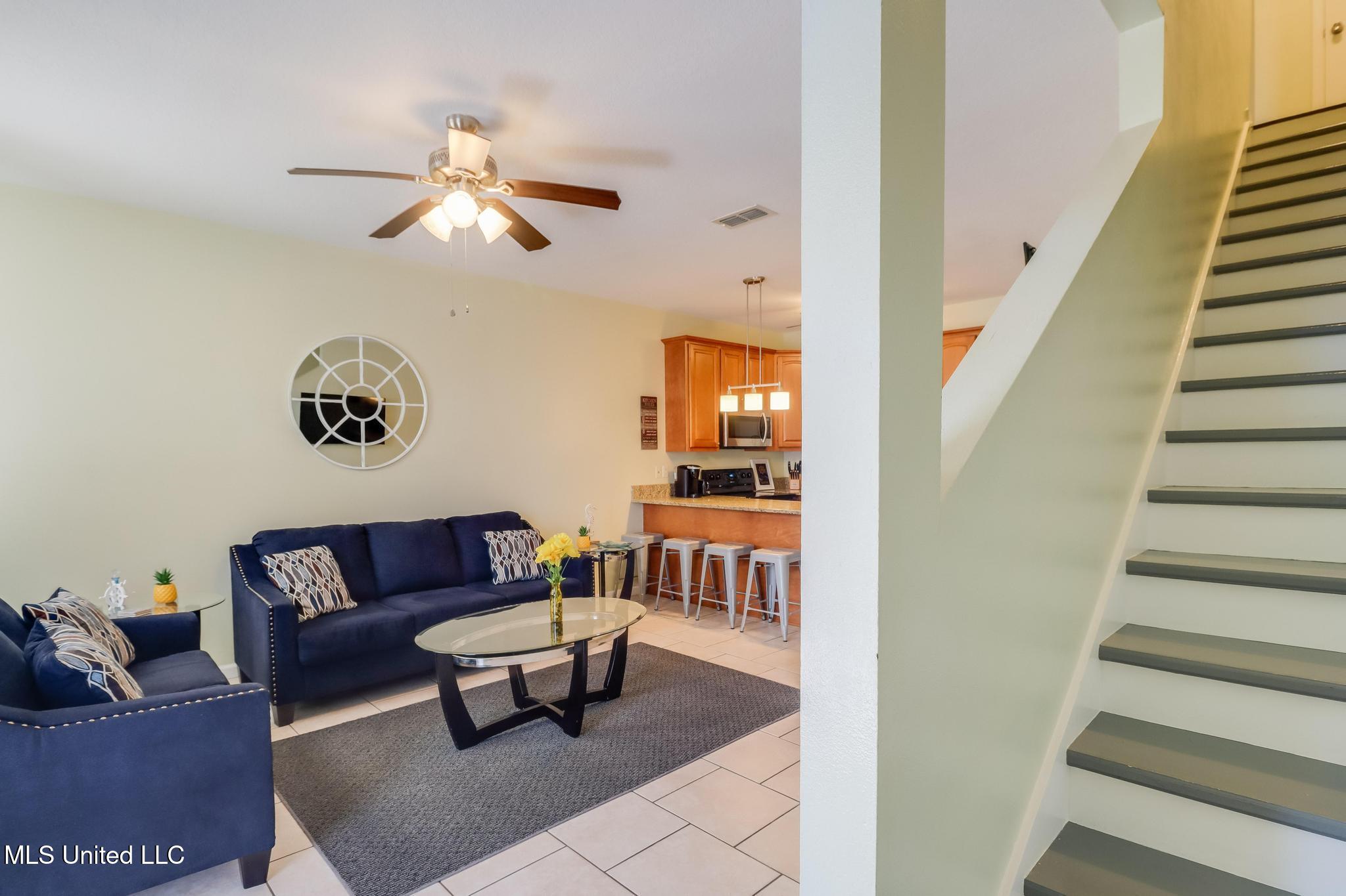 1229 Century Oaks Drive Property Photo 2