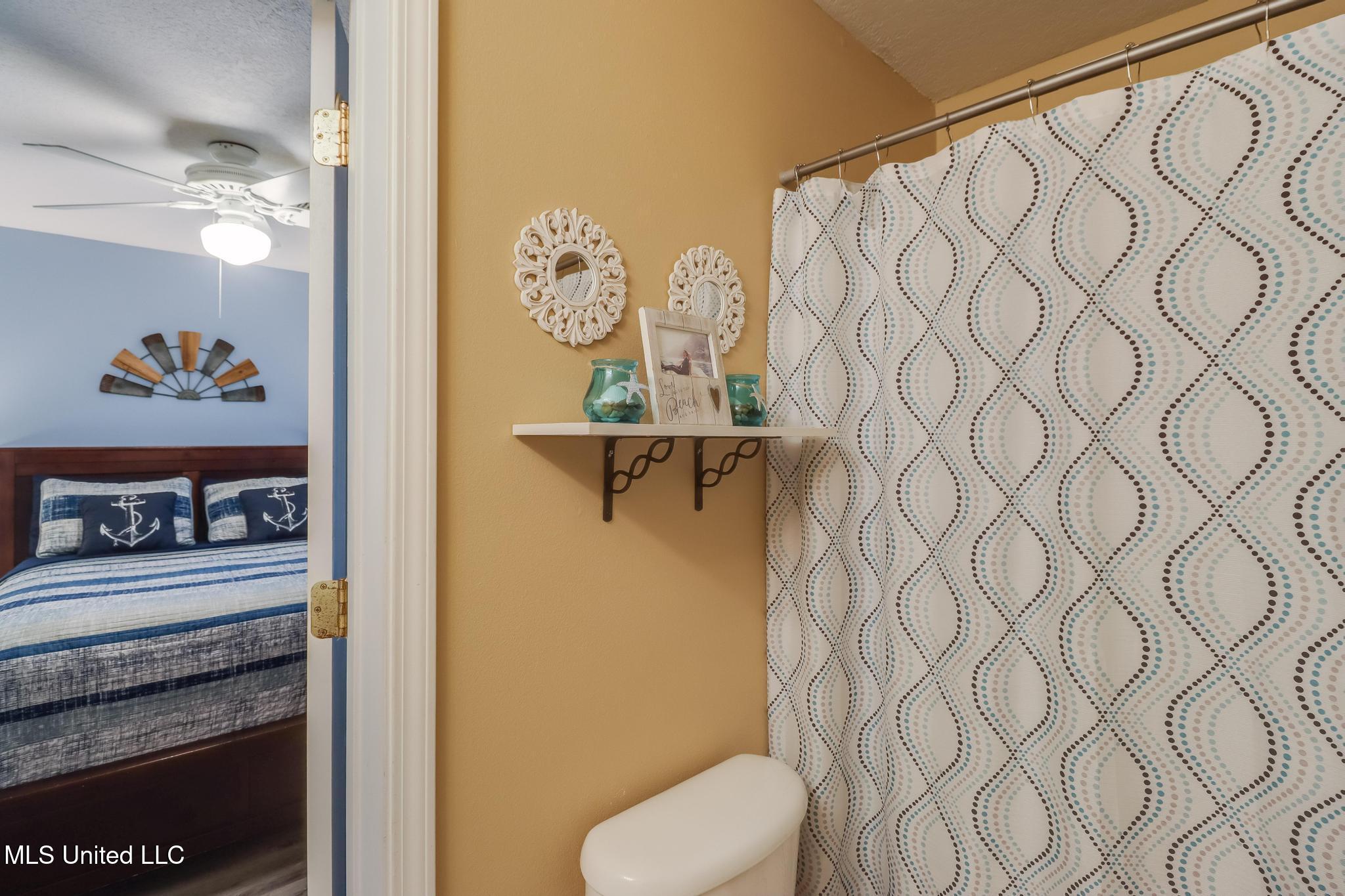 1229 Century Oaks Drive Property Photo 15
