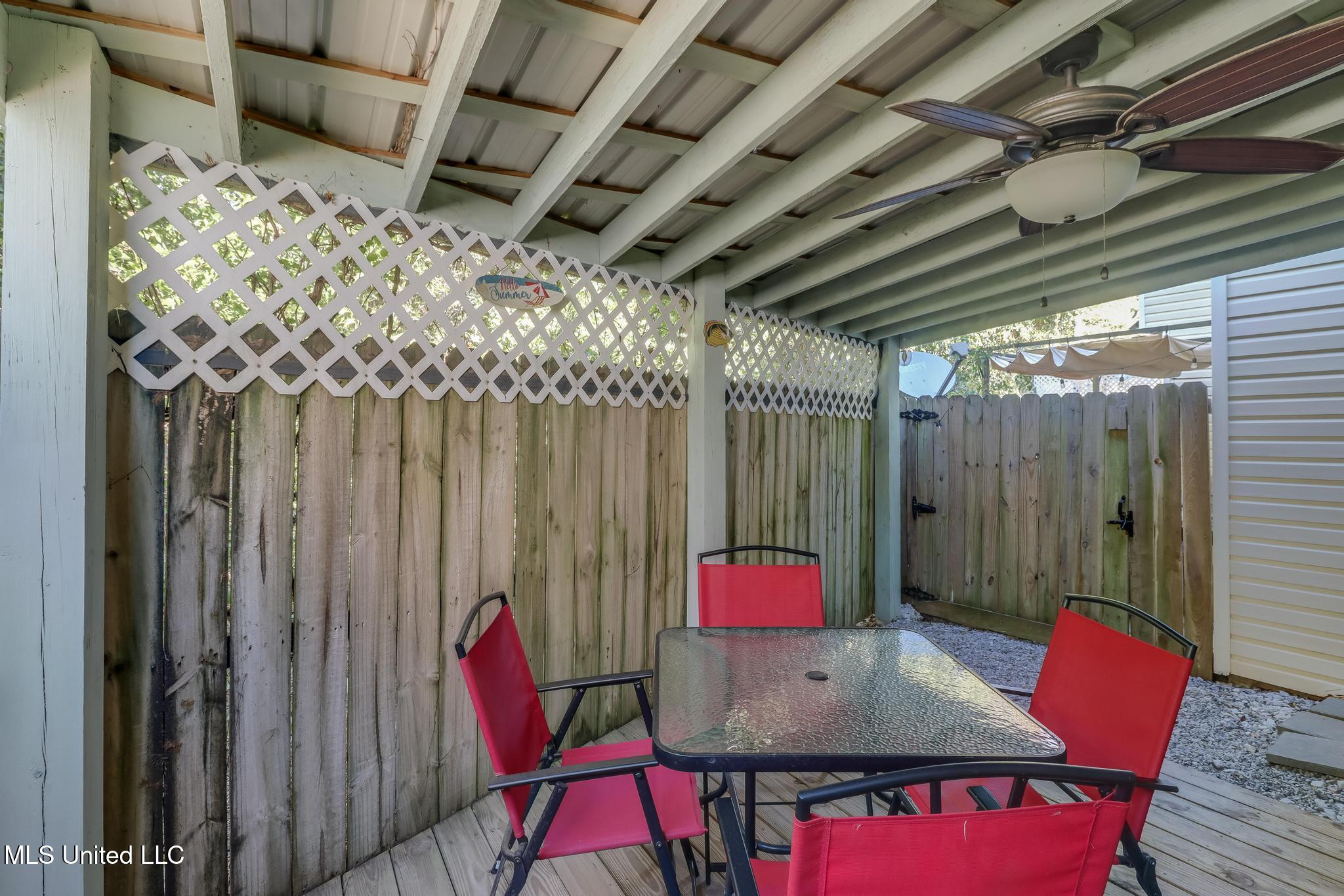 1229 Century Oaks Drive Property Photo 19