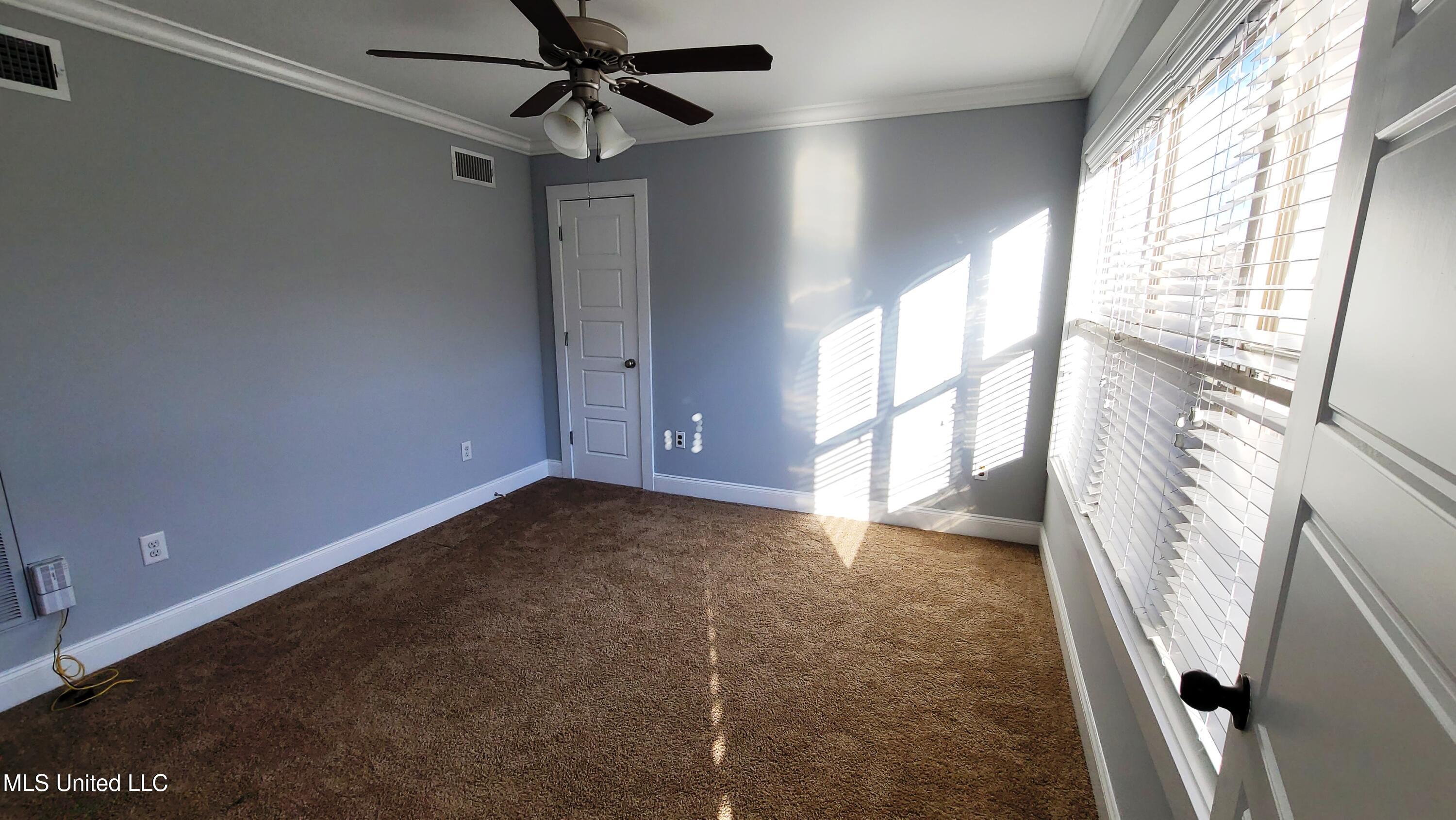 125 Emerald Drive Property Photo 26