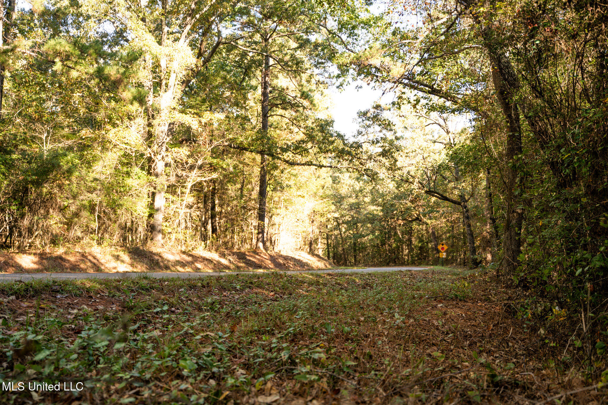 Lake View Golf Course Road Property Photo 12