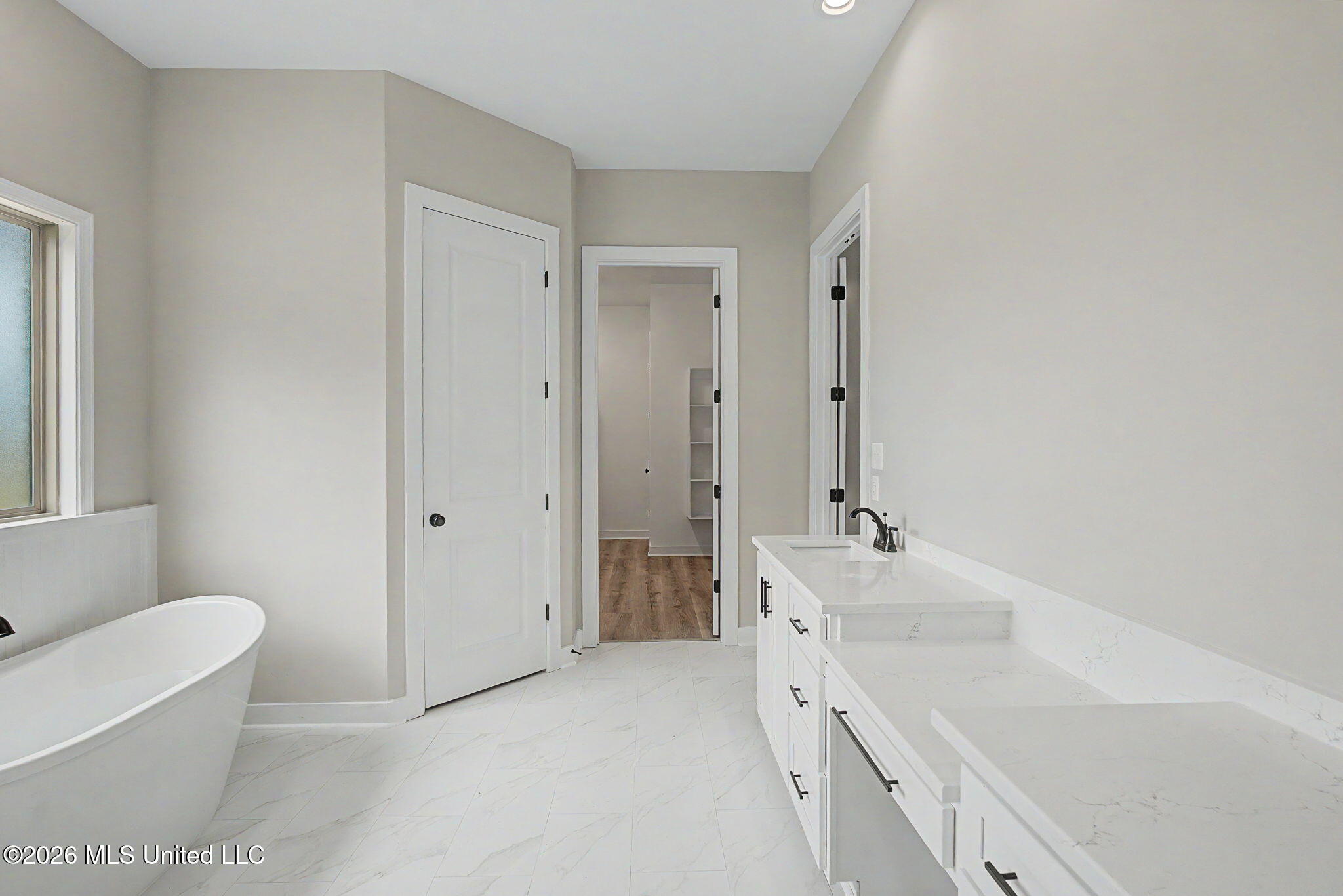 2382 Lauren Way Property Photo 16