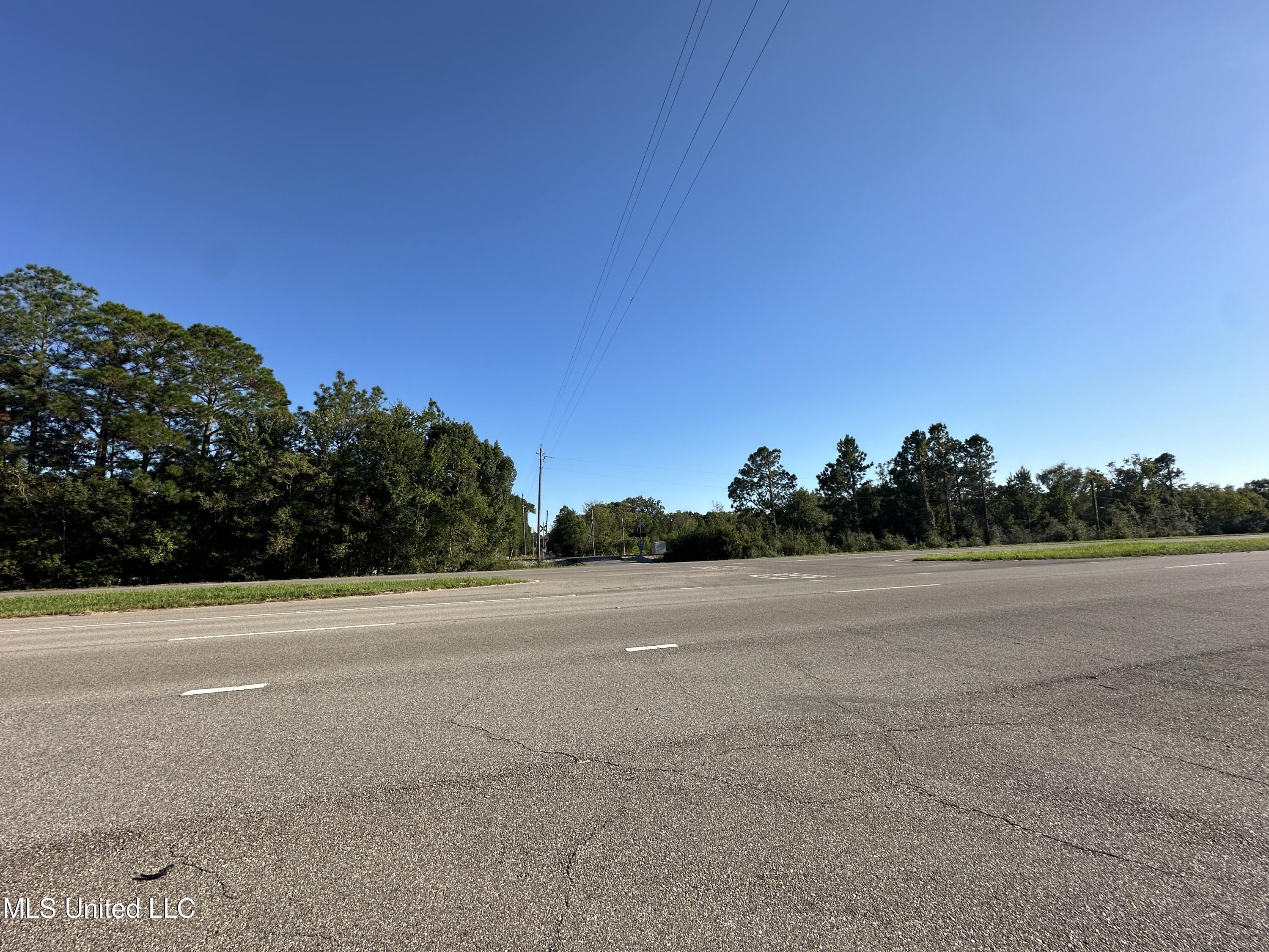 Hwy 90 Property Photo 10