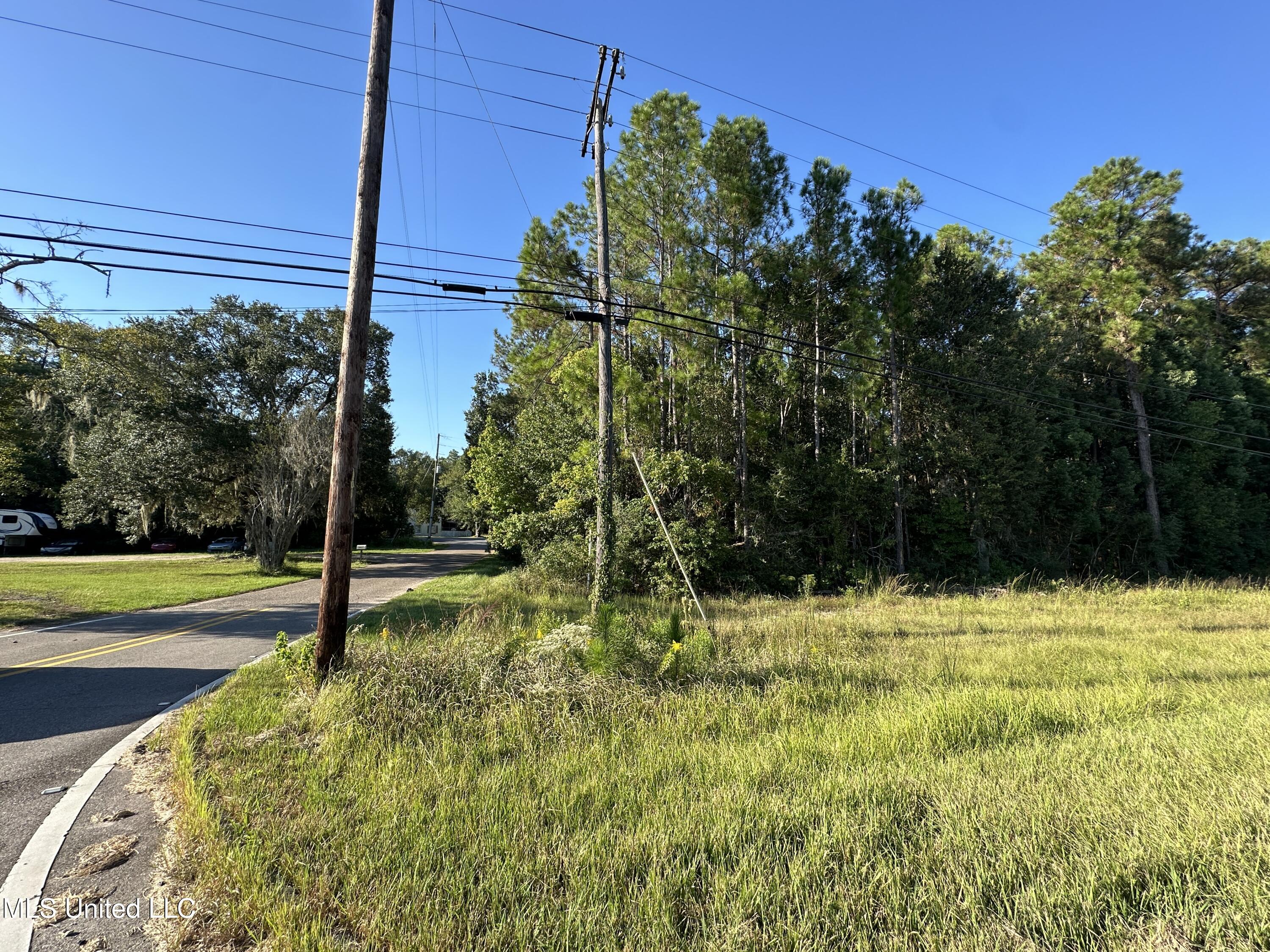 Hwy 90 Property Photo 11