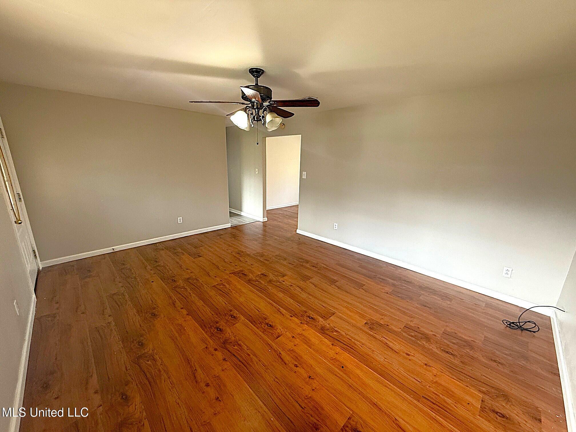 2027 Hamp Lea Road Property Photo 13