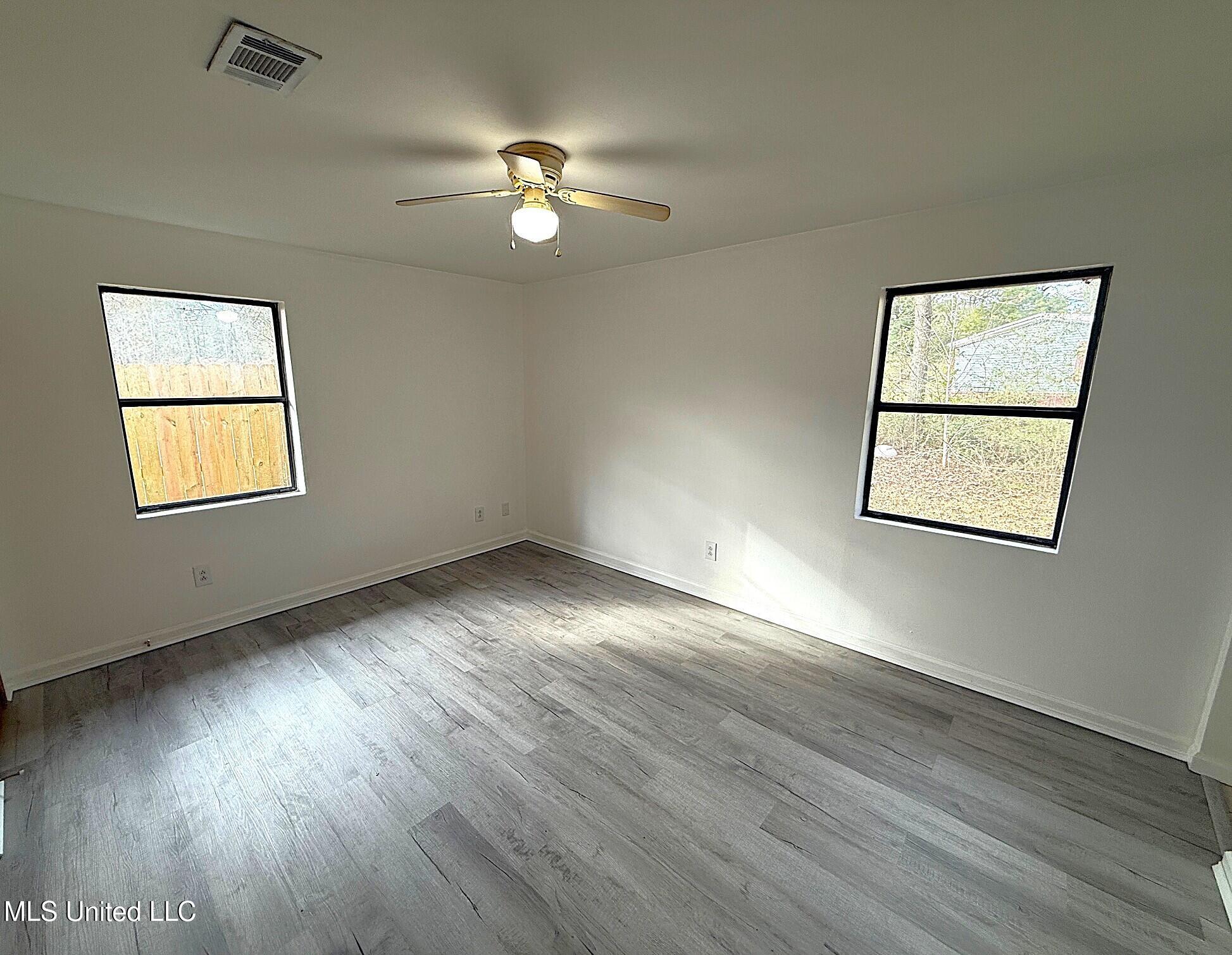 2027 Hamp Lea Road Property Photo 16