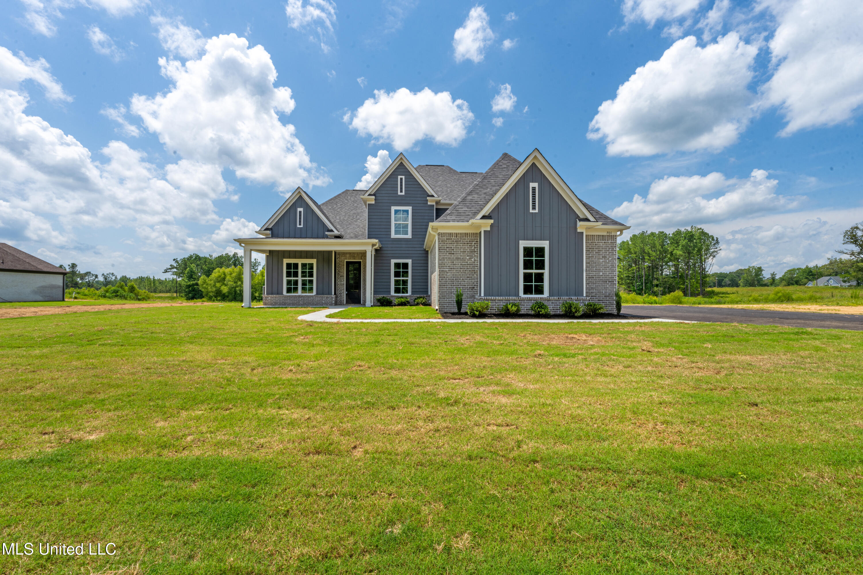 1762 Cane Creek Drive Property Photo 1