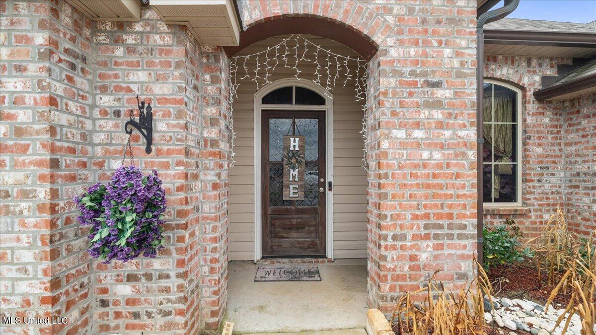 640 Statesman Drive Property Photo 5