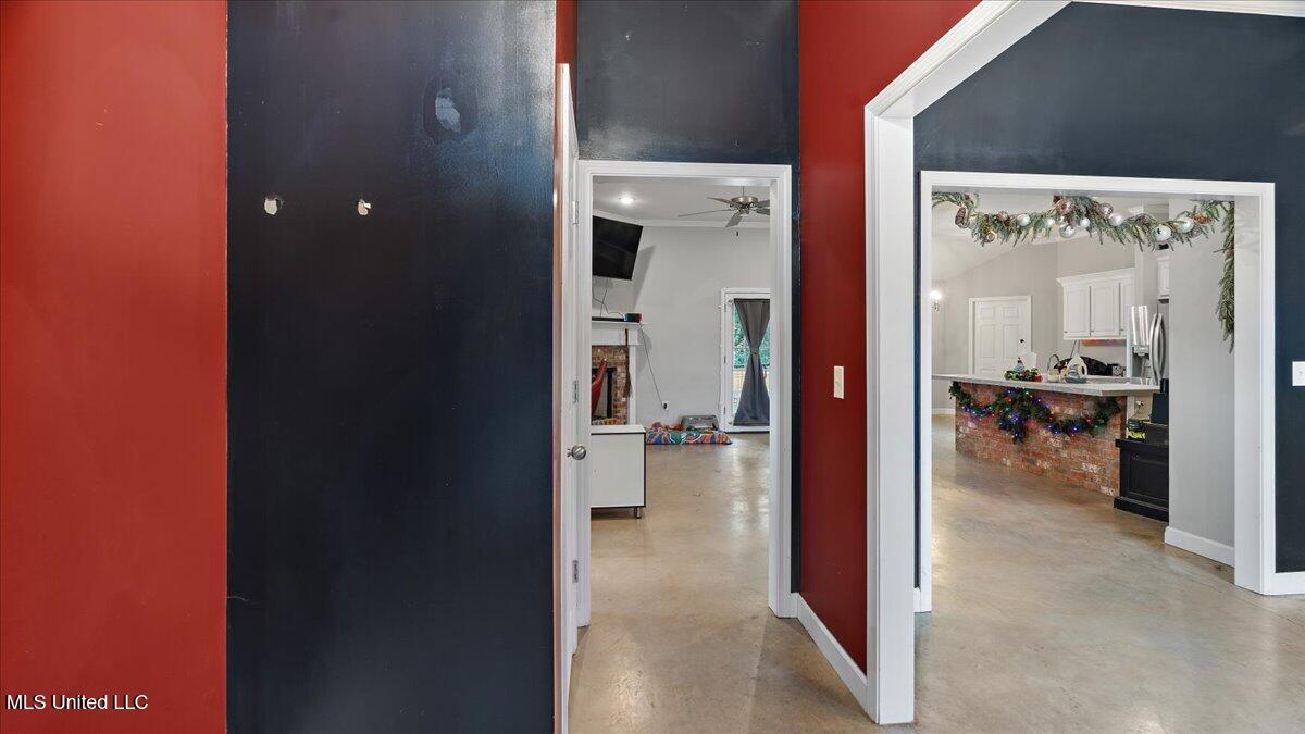 640 Statesman Drive Property Photo 6