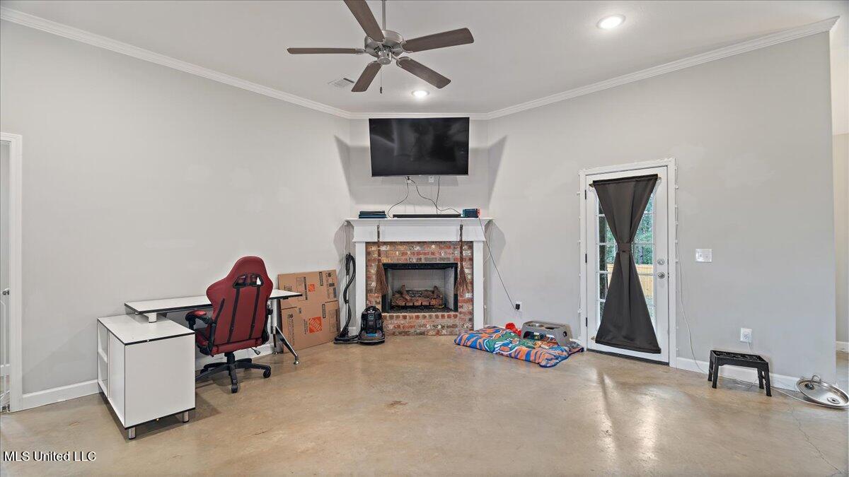 640 Statesman Drive Property Photo 9