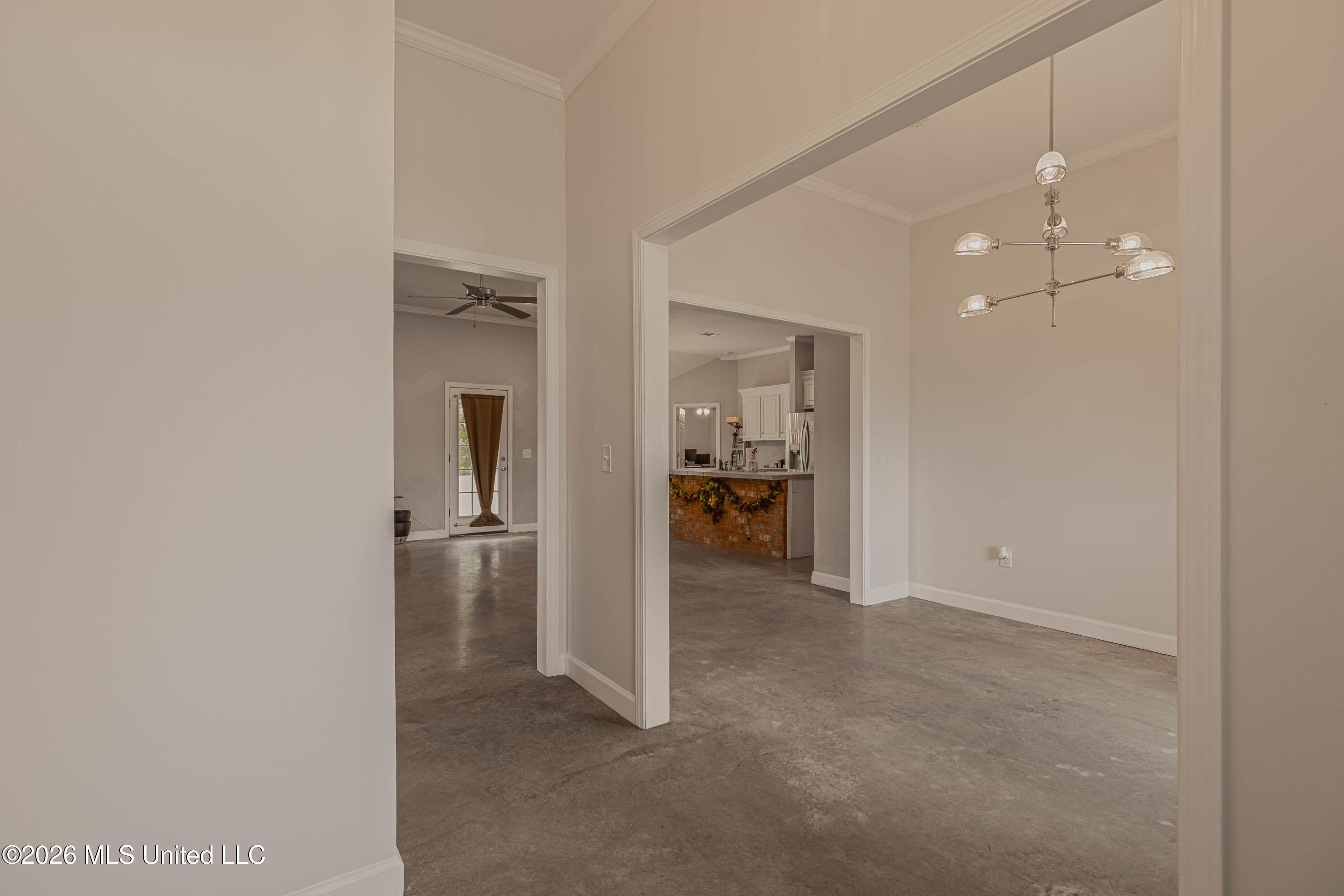 640 Statesman Drive Property Photo 9