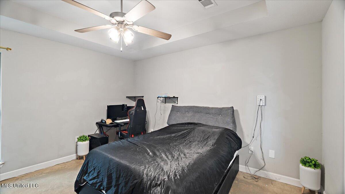 640 Statesman Drive Property Photo 14