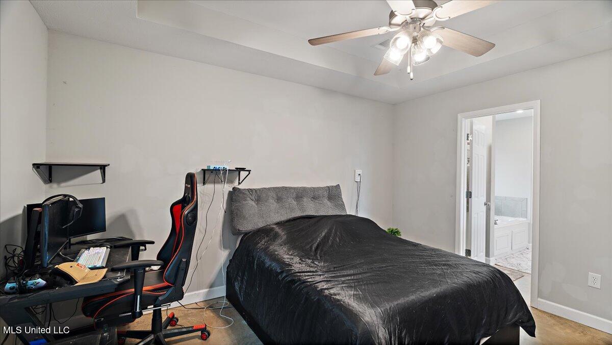 640 Statesman Drive Property Photo 15