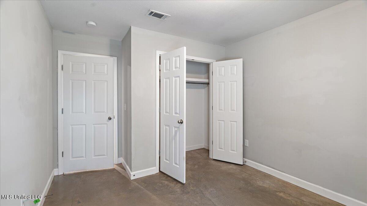 640 Statesman Drive Property Photo 21