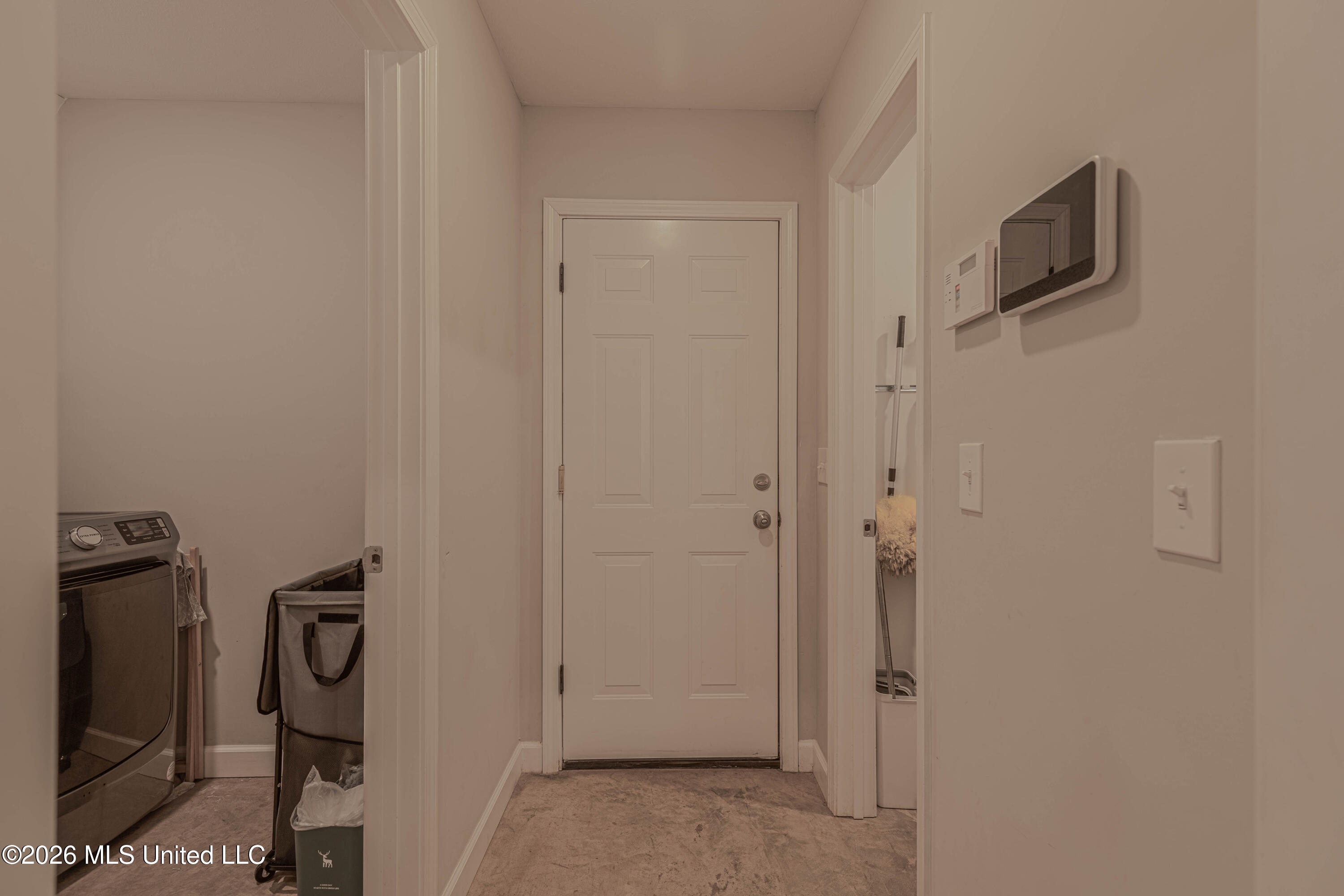 640 Statesman Drive Property Photo 23
