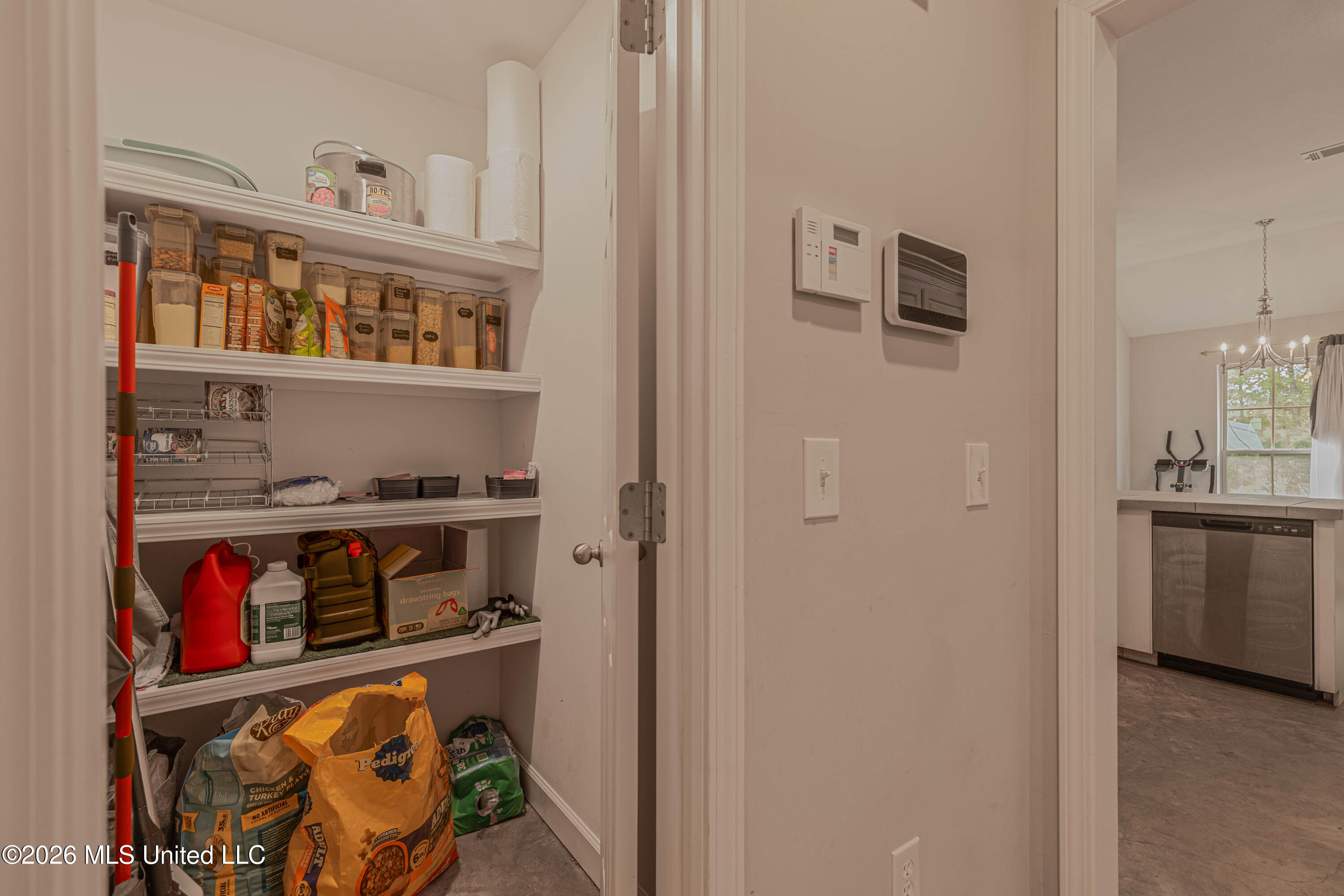 640 Statesman Drive Property Photo 24