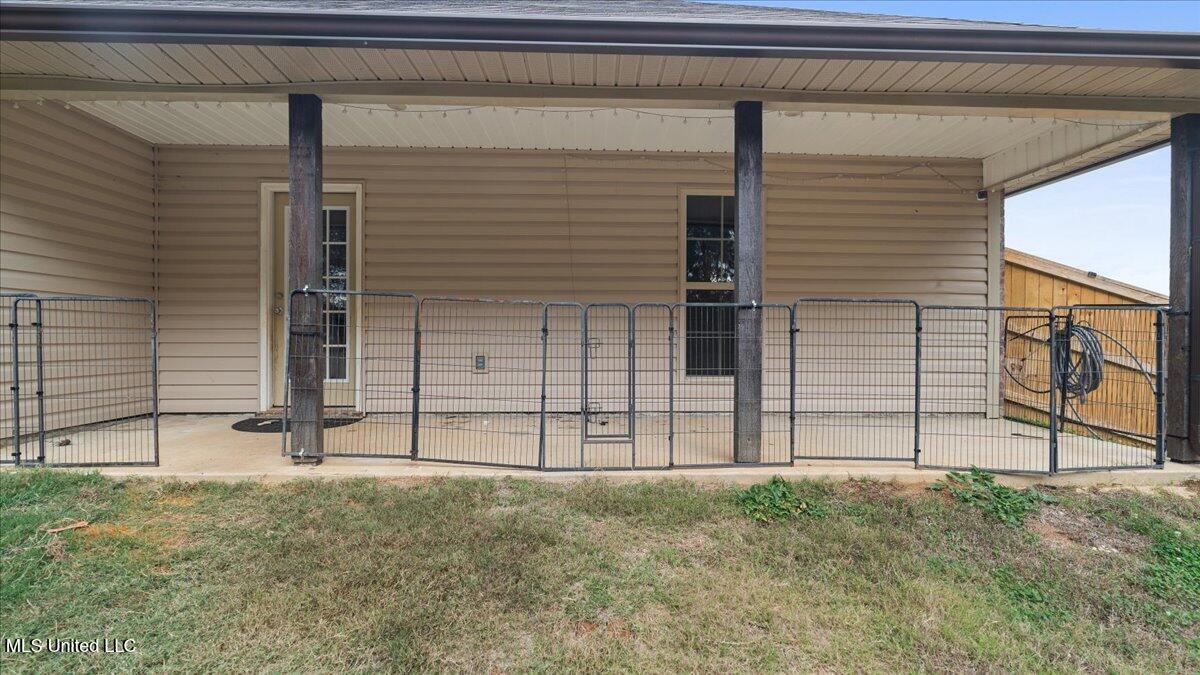 640 Statesman Drive Property Photo 28