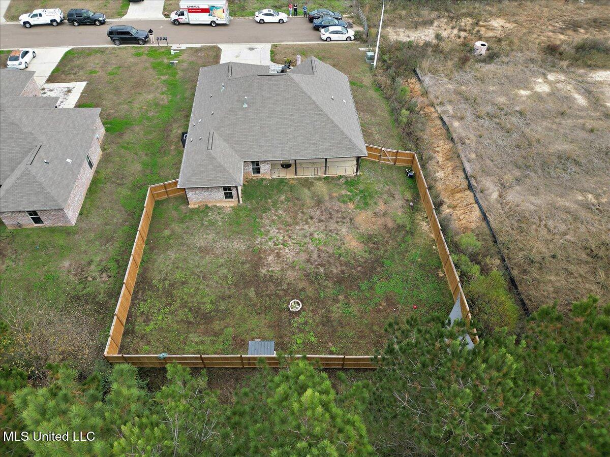 640 Statesman Drive Property Photo 38