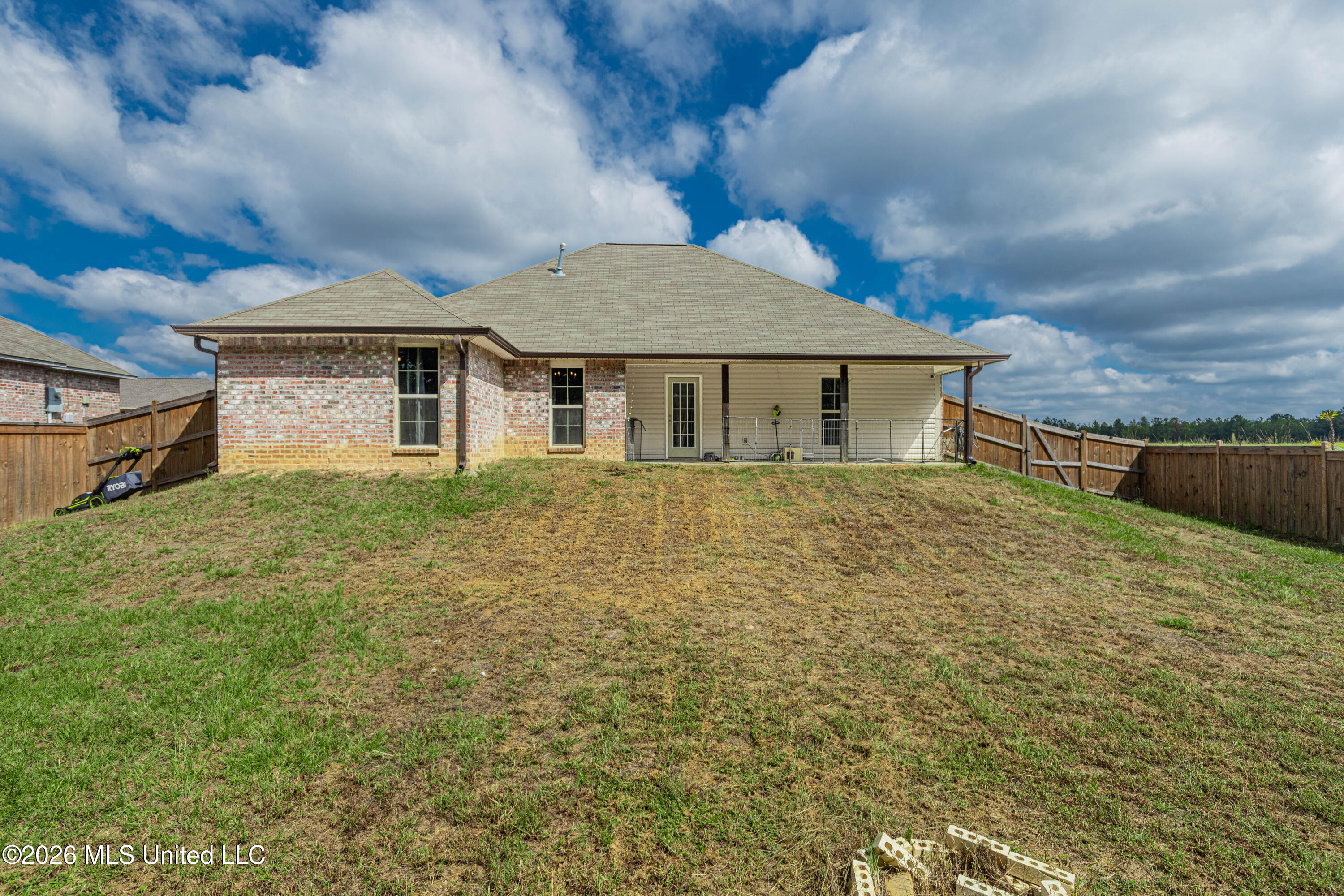 640 Statesman Drive Property Photo 46