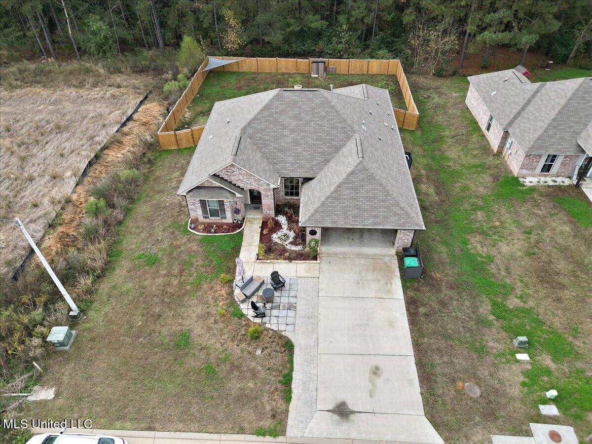 640 Statesman Drive Property Photo 48