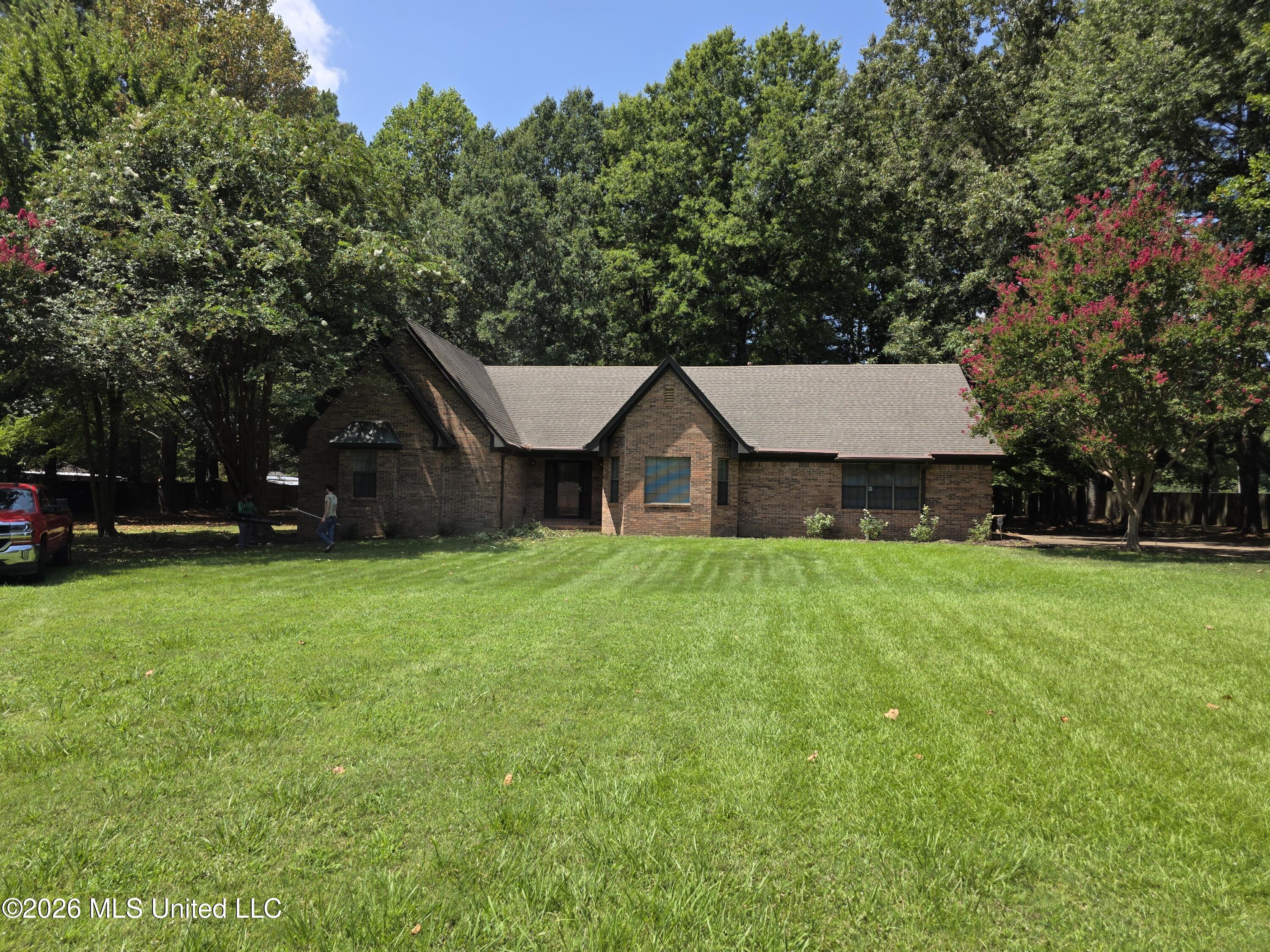 8625 Deer Creek Circle Property Photo 8