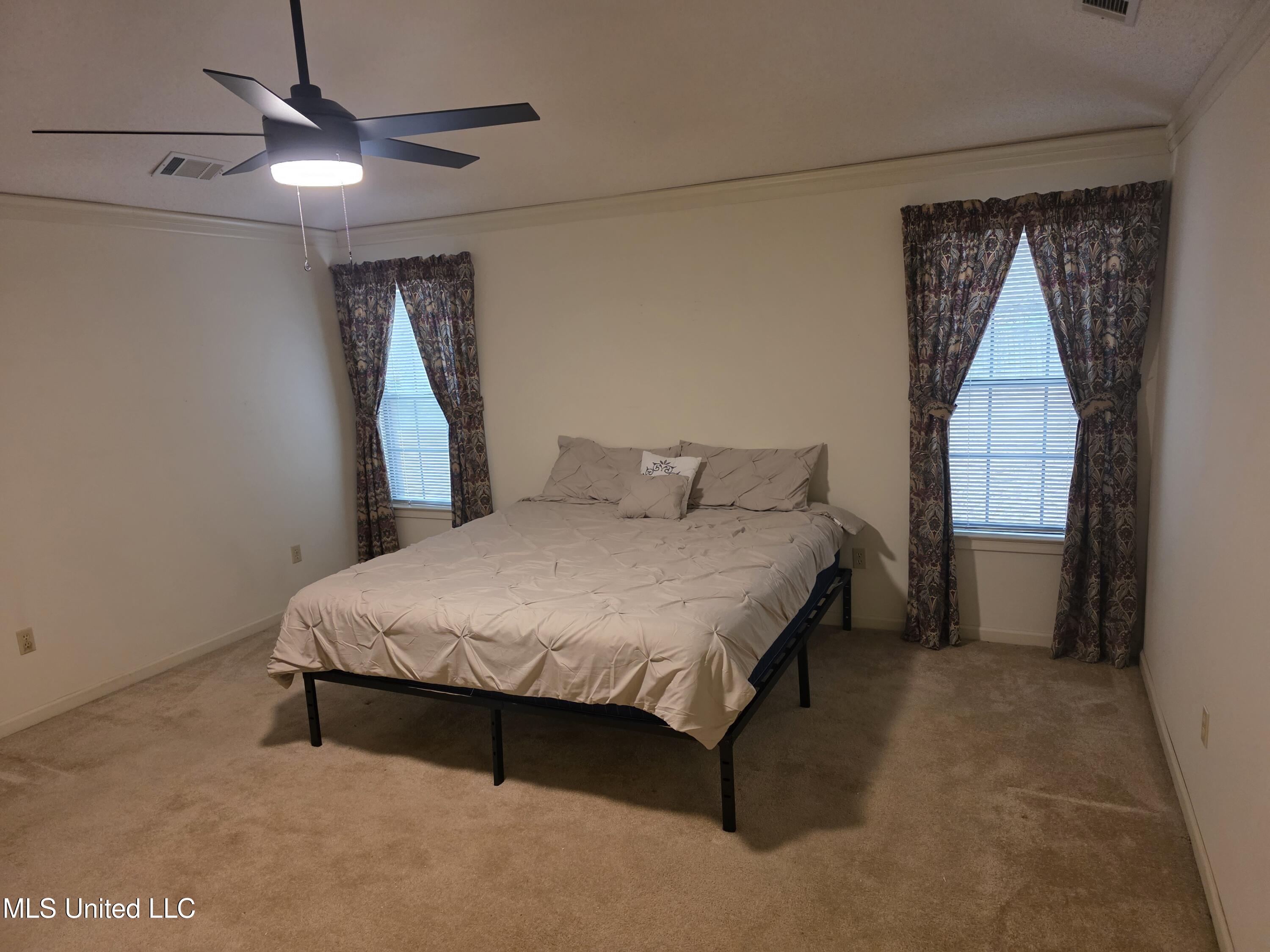 8625 Deer Creek Circle Property Photo 9